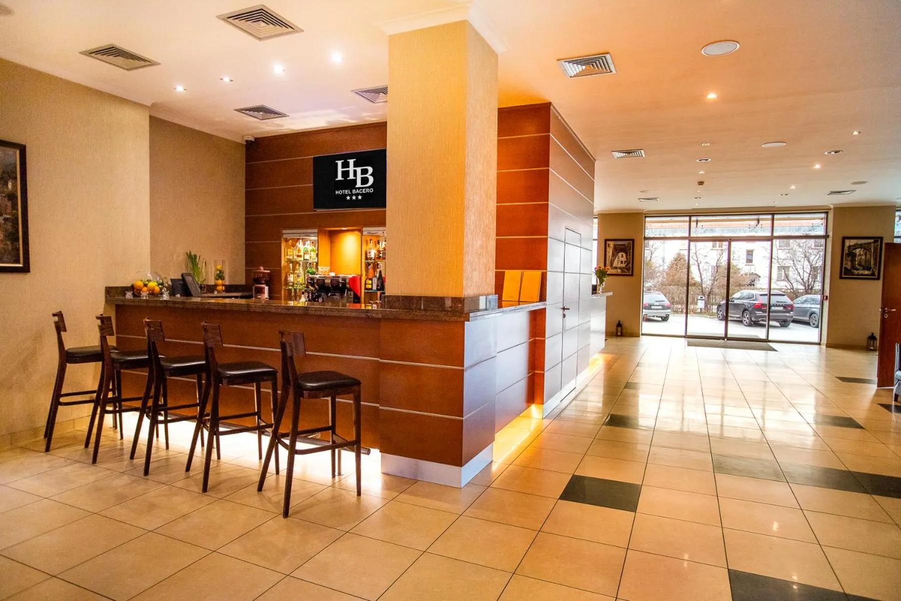 Restaurant/places to eat in Premium Hotel Bacero Wrocław