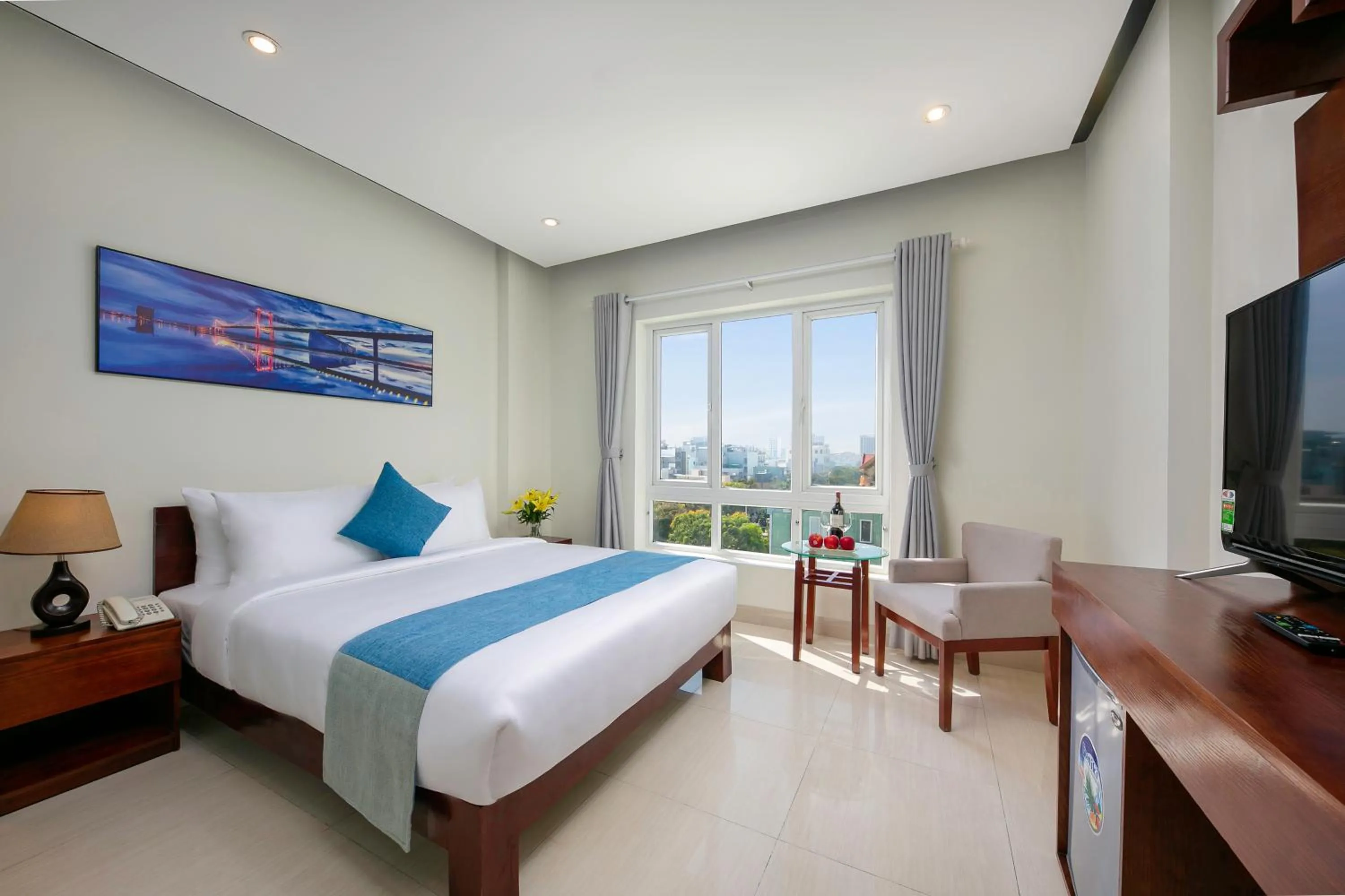 Communal lounge/ TV room, Bed in Gio Bien 2 Hotel by THG