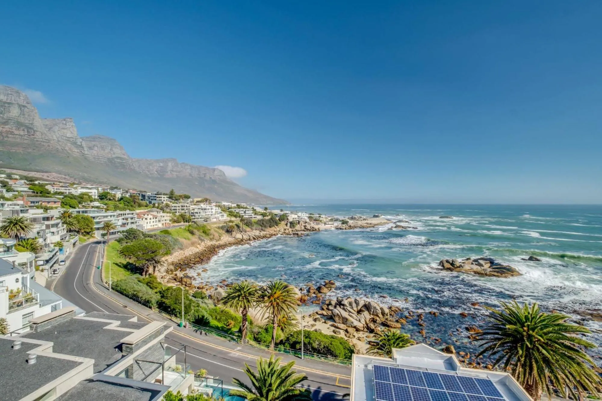 Neighbourhood in Camps Bay Terrace Penthouse