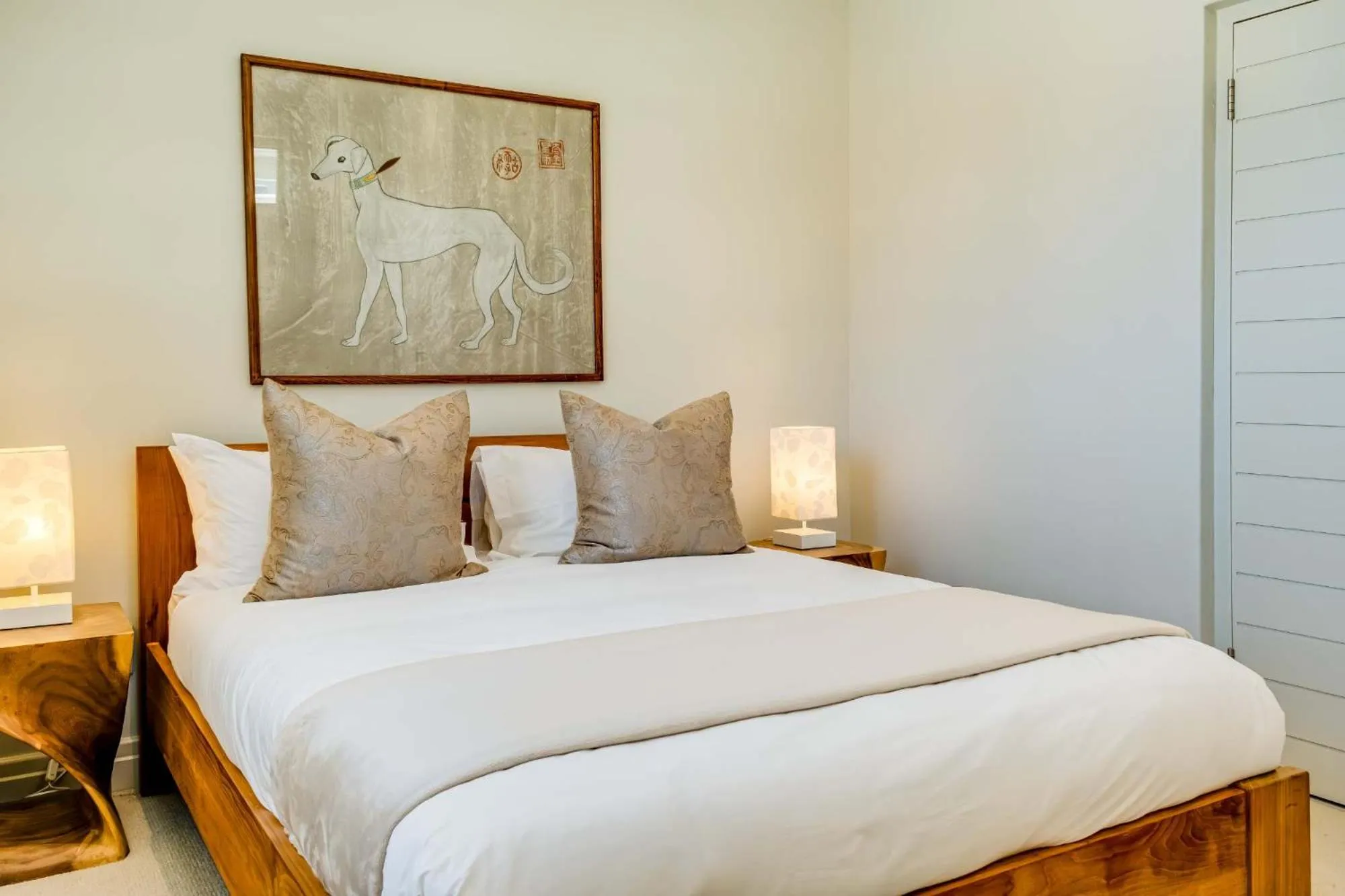 Bed in Villa Olivier