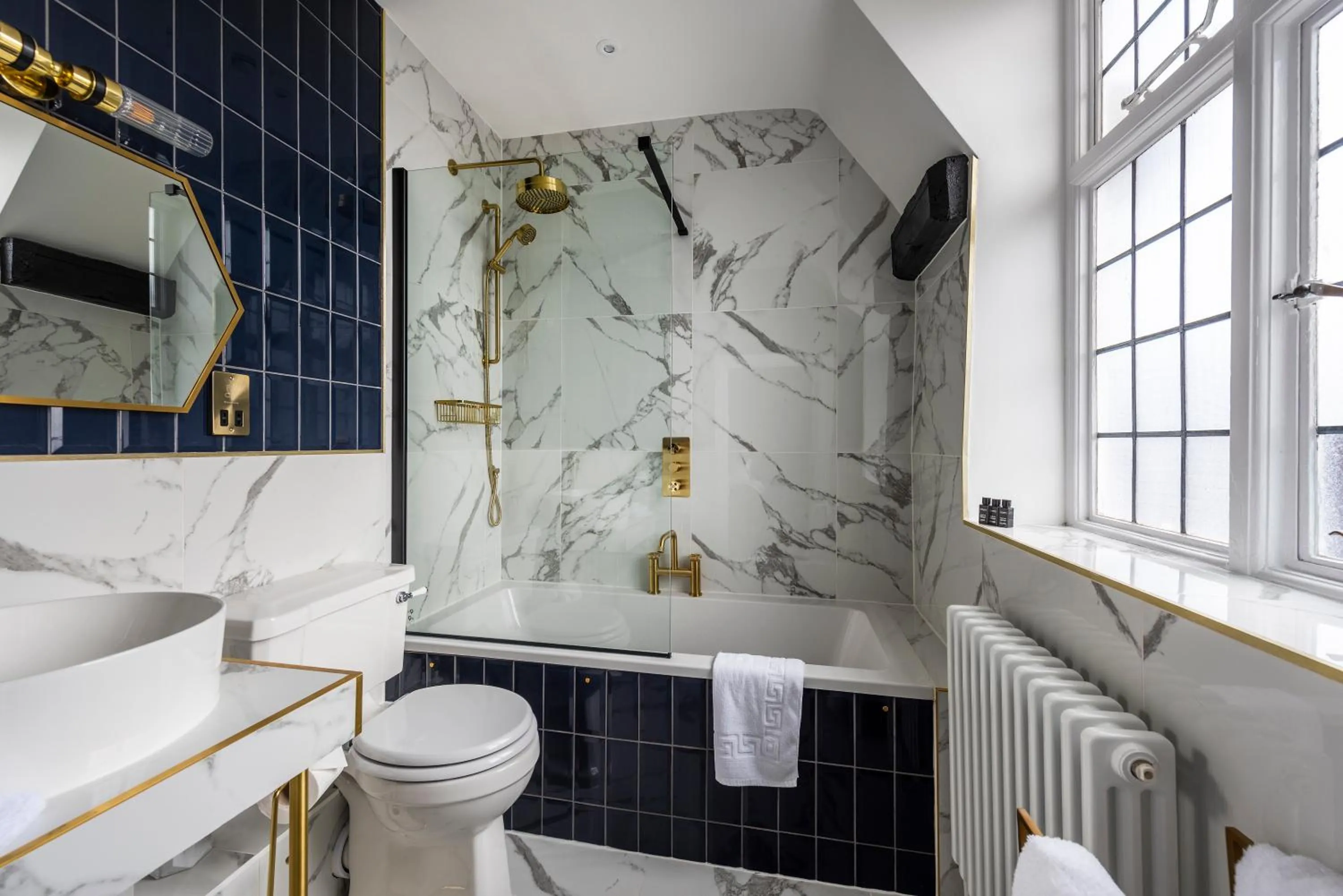 Bathroom in The George Hotel