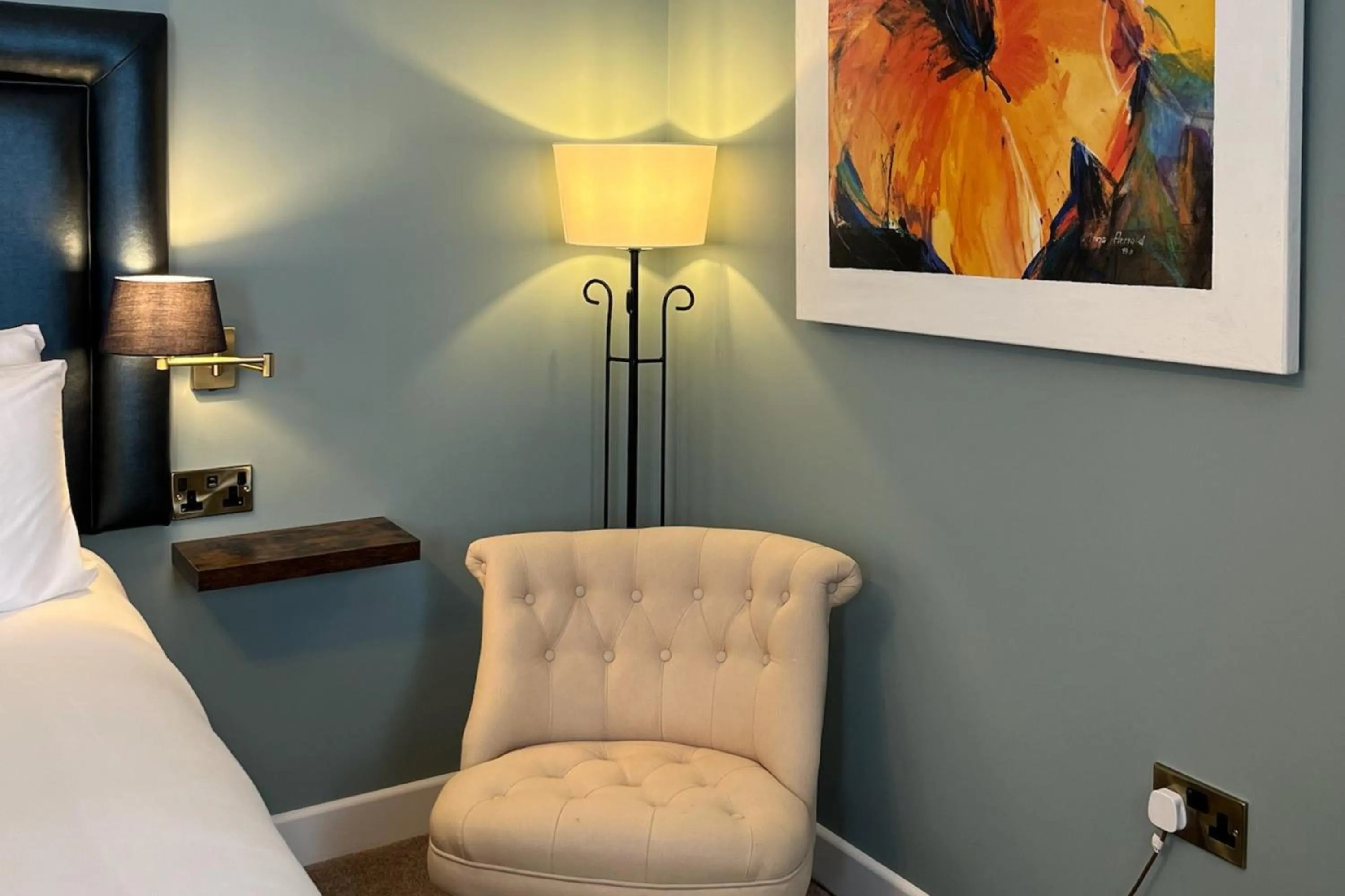 Bed in The Elizabeth House Hotel