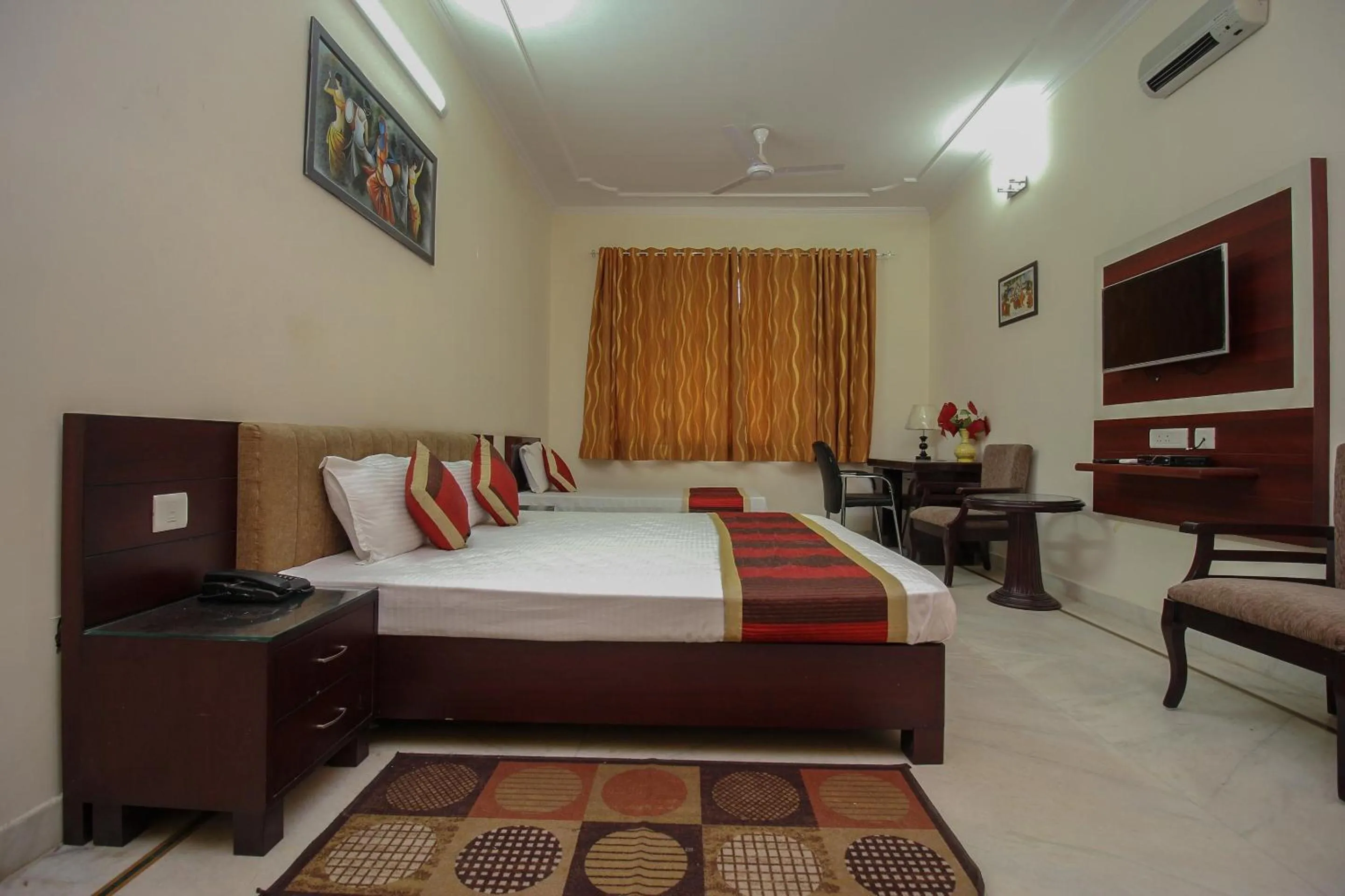 Bedroom in Hotel O Jaipur Stays