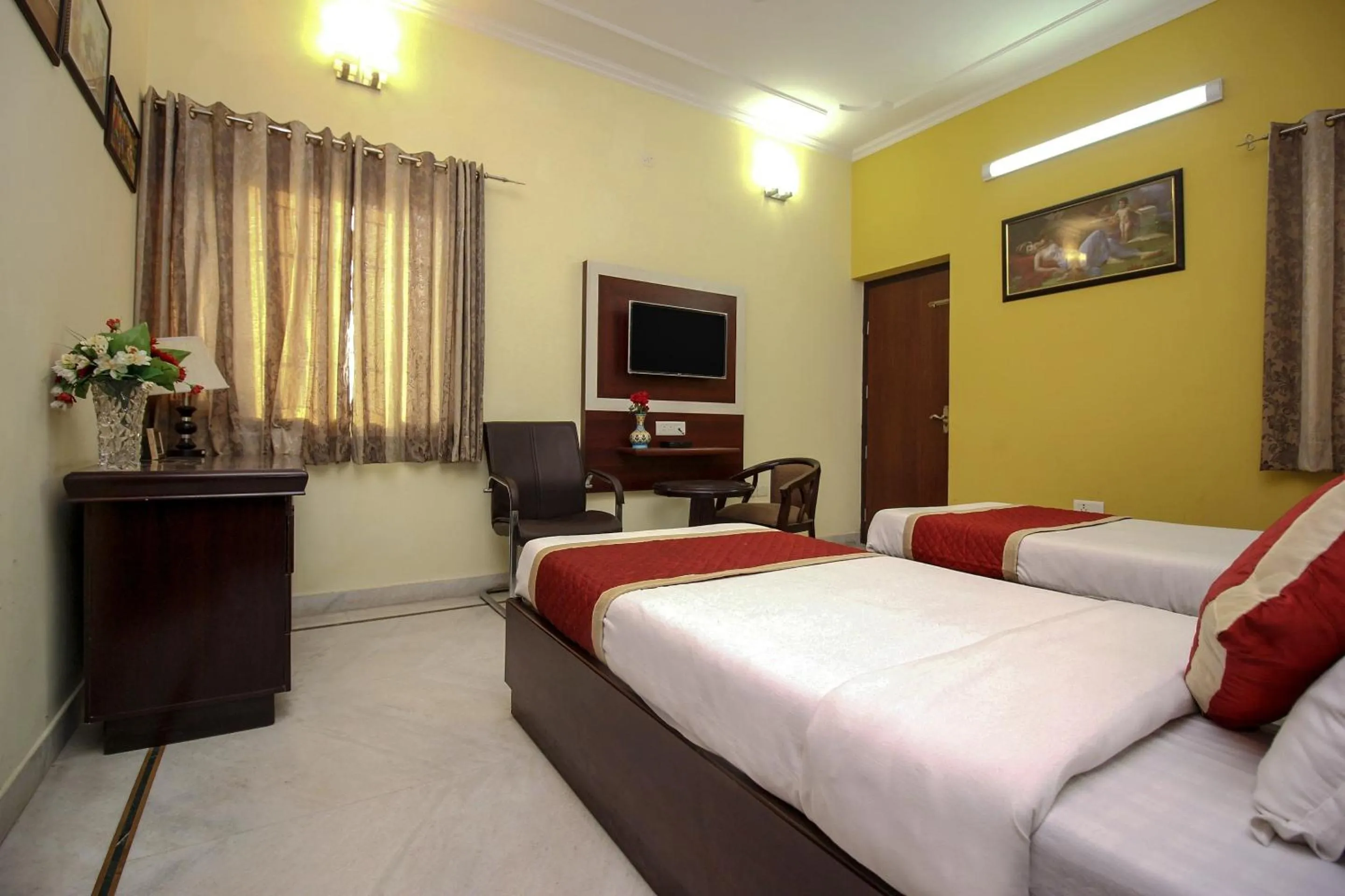 Bedroom in Hotel O Jaipur Stays