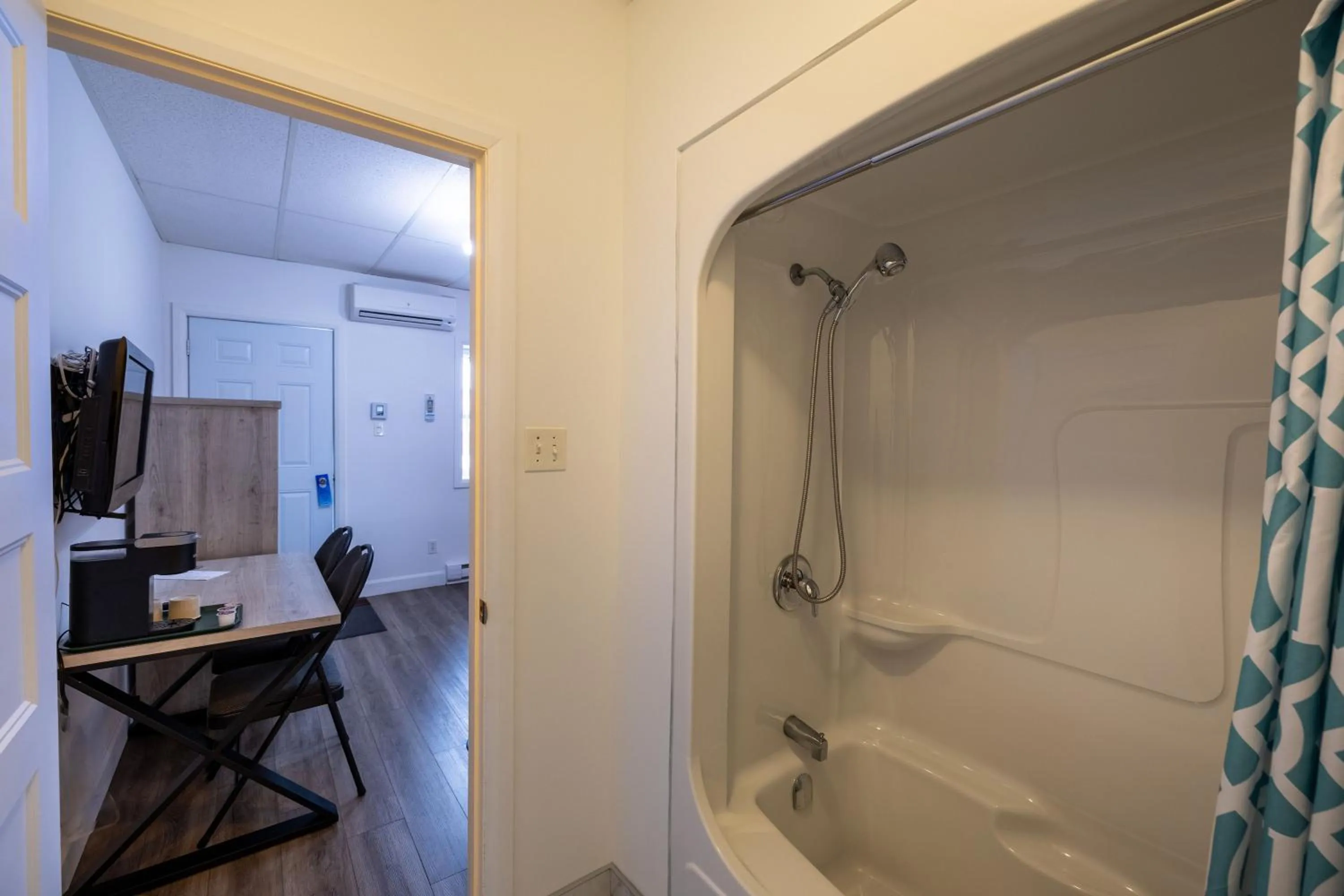 Bathroom in Motel Et Condo Chez Charley