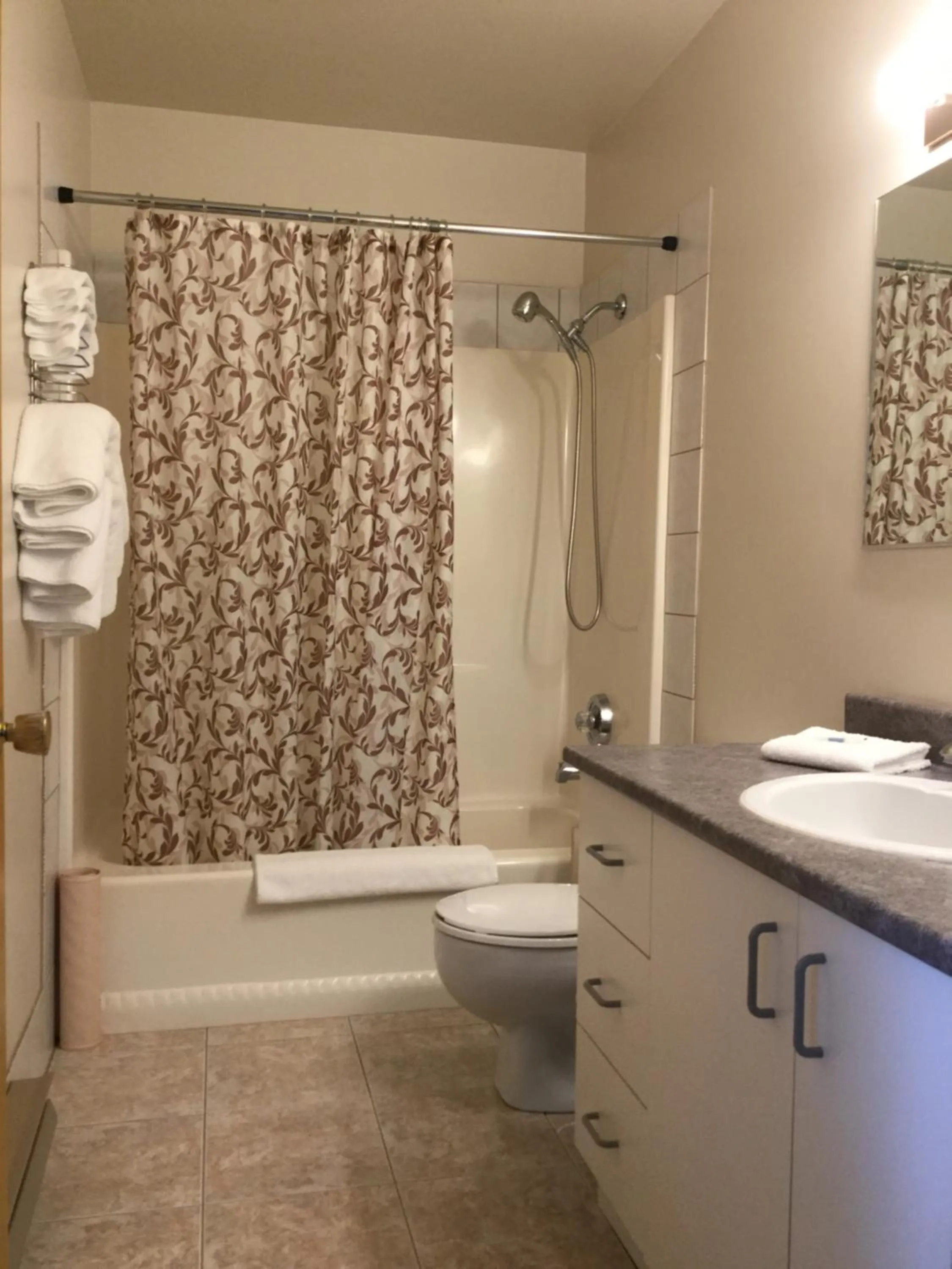 Bathroom in Motel Et Condo Chez Charley