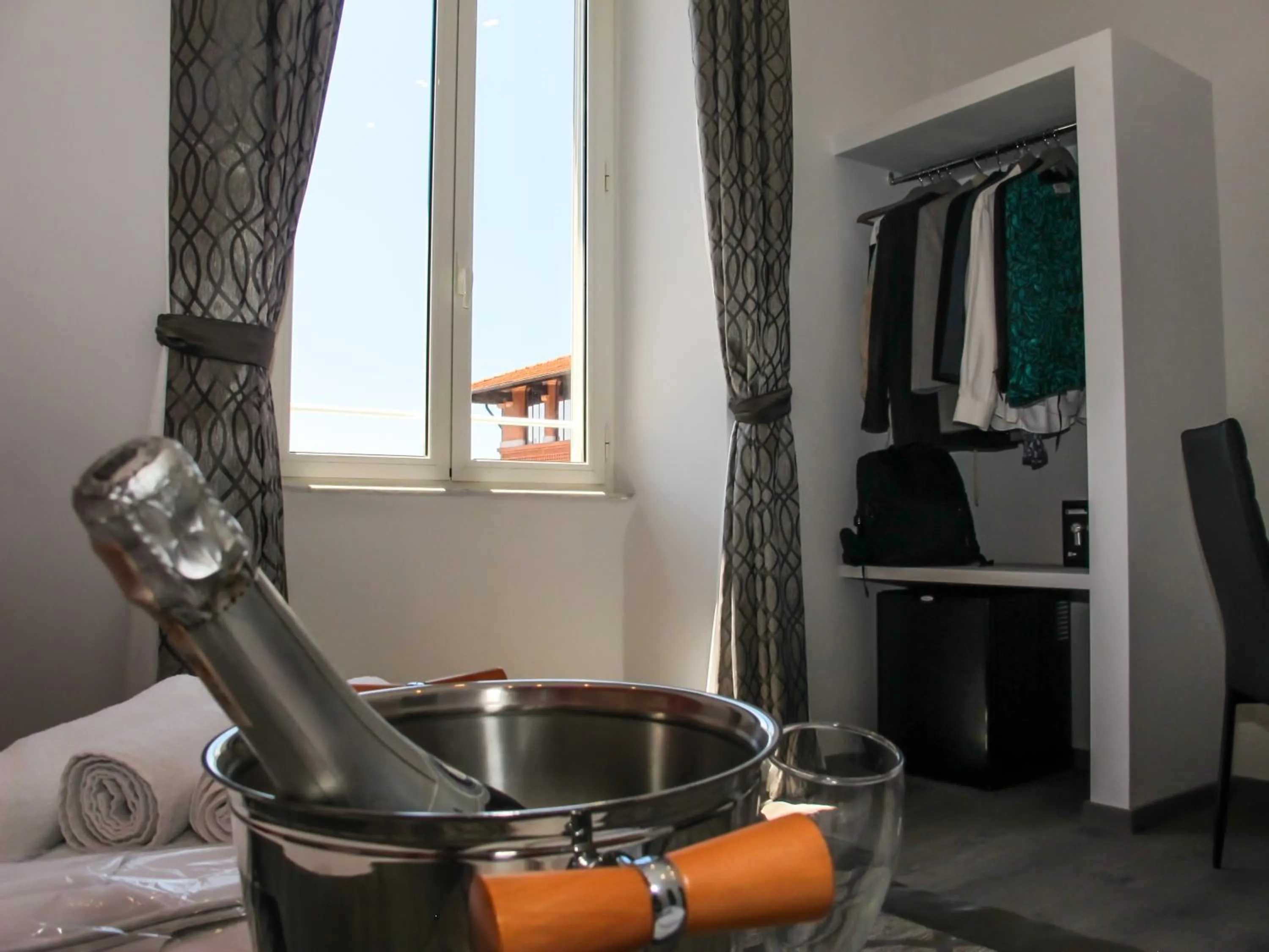 Bedroom, Bed in Roma Veneto Relais