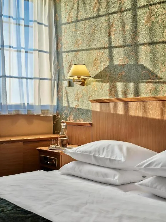 Bed in Hotel Great Polonia Kraków Airport