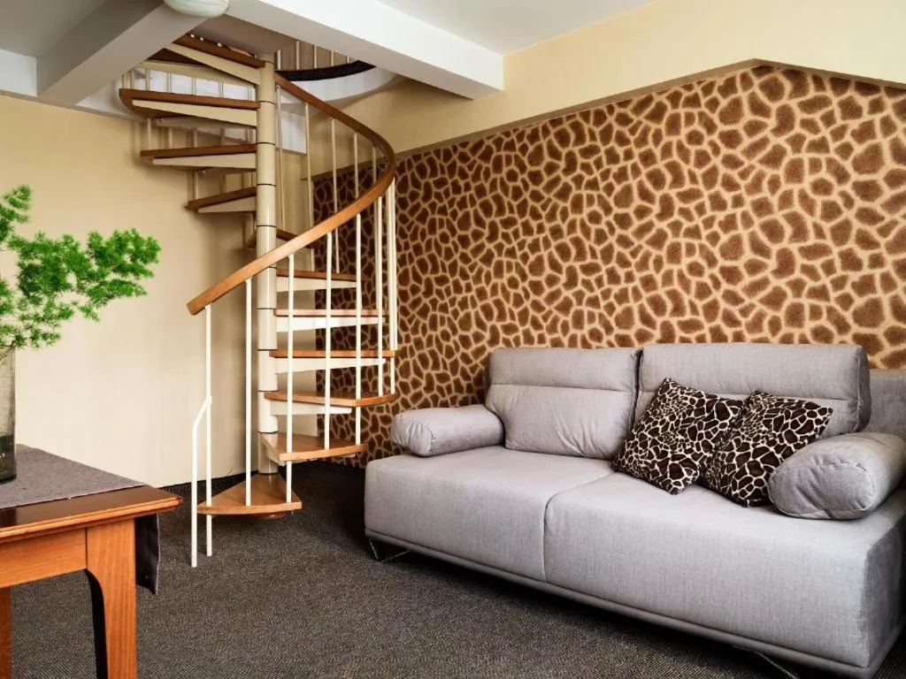 Living room in Hotel Great Polonia Kraków Airport