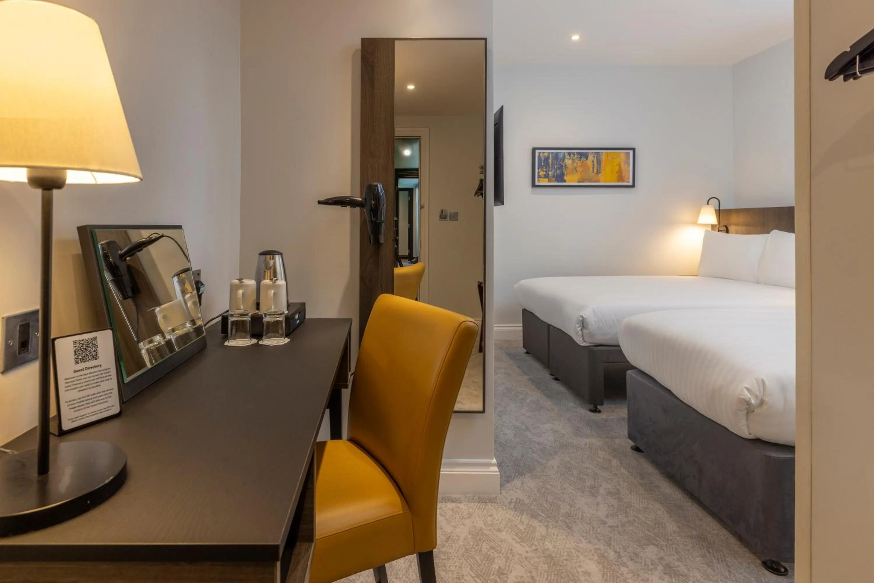 Bedroom, Bed in Four Points Flex by Sheraton London Kensington Olympia