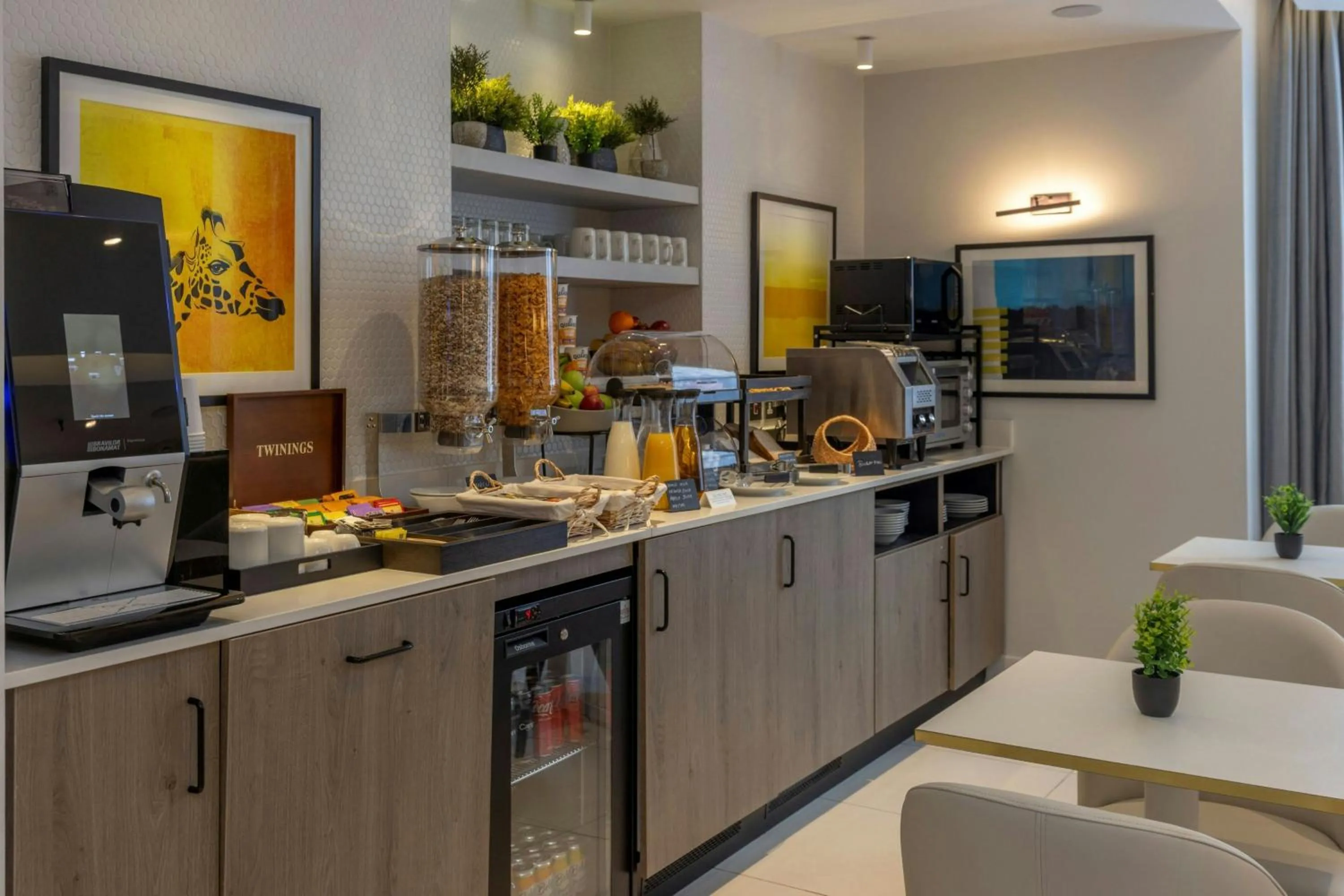 Breakfast in Four Points Flex by Sheraton London Kensington Olympia
