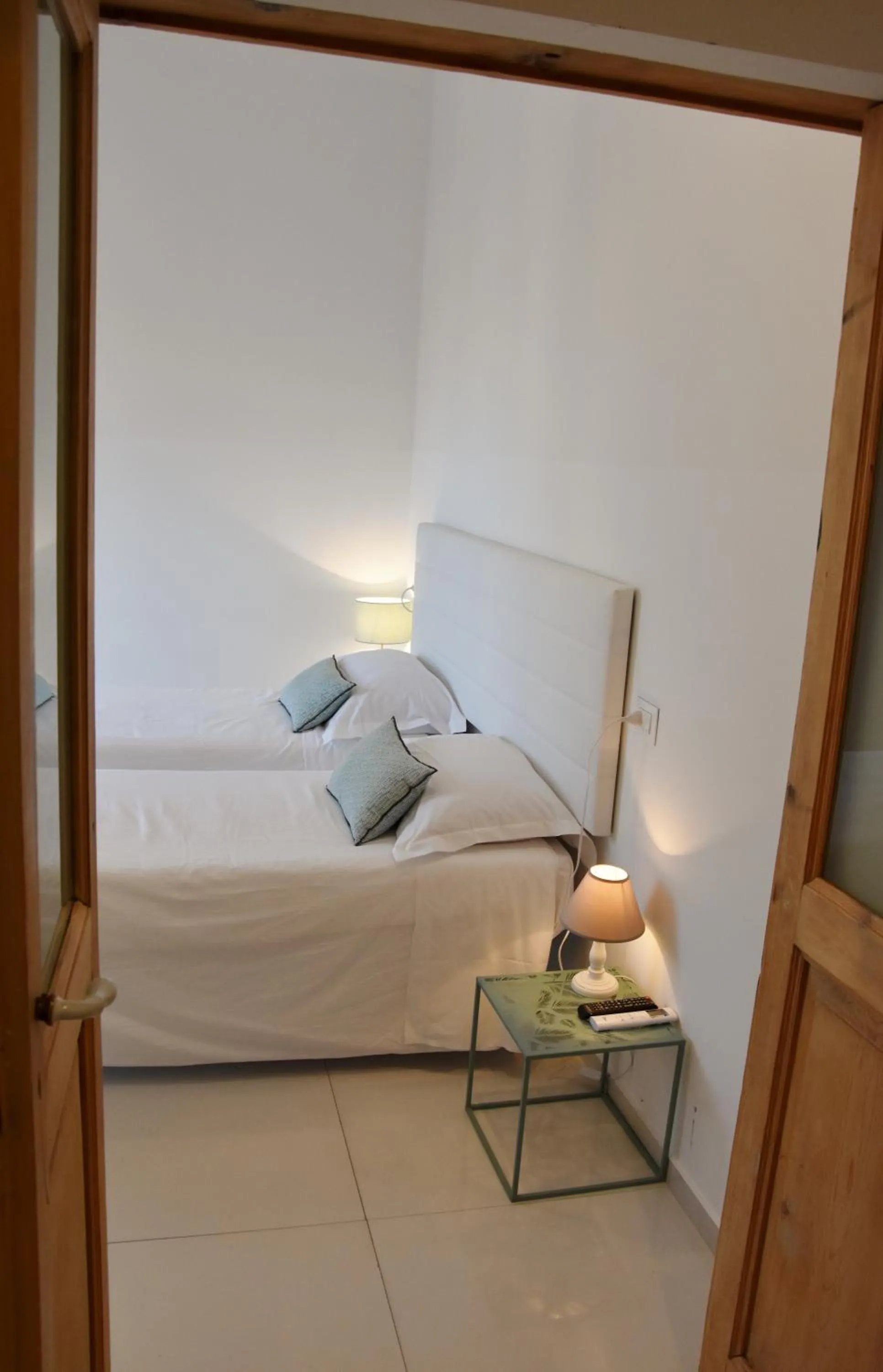 Photo of the whole room, Bed in La Casa nel Borgo Antico