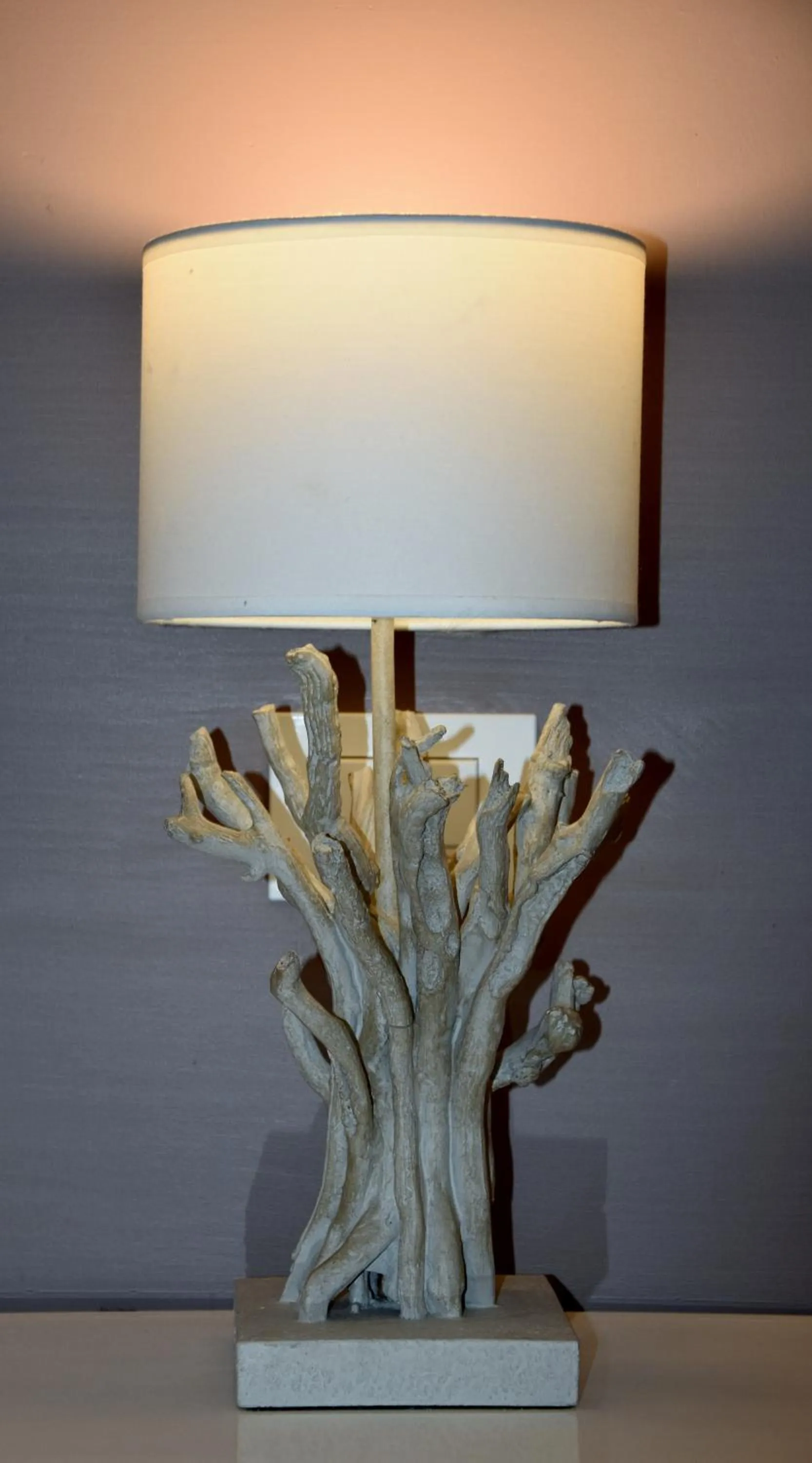 Decorative detail in La Casa nel Borgo Antico