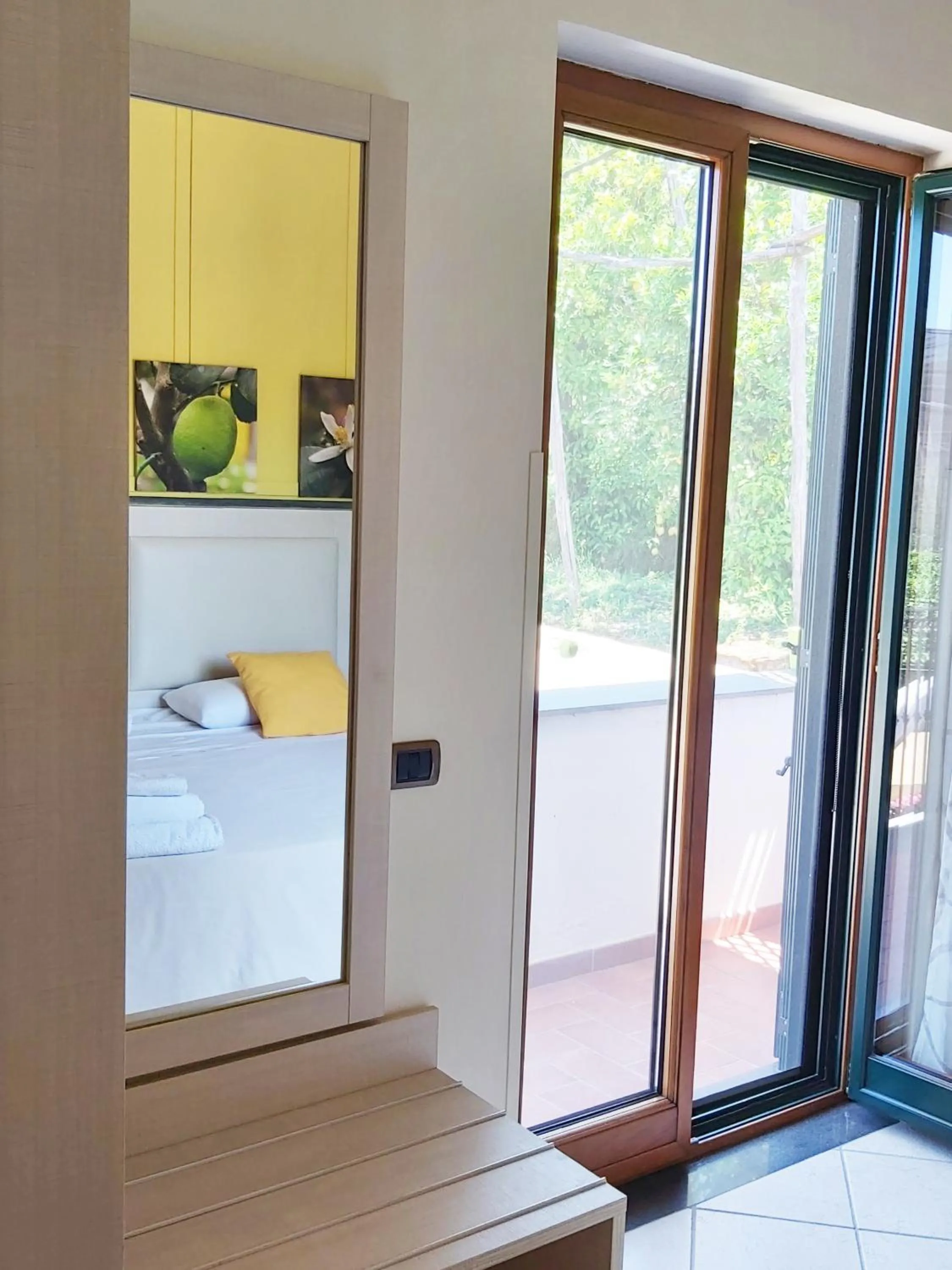 Bedroom, Bed in Sosò