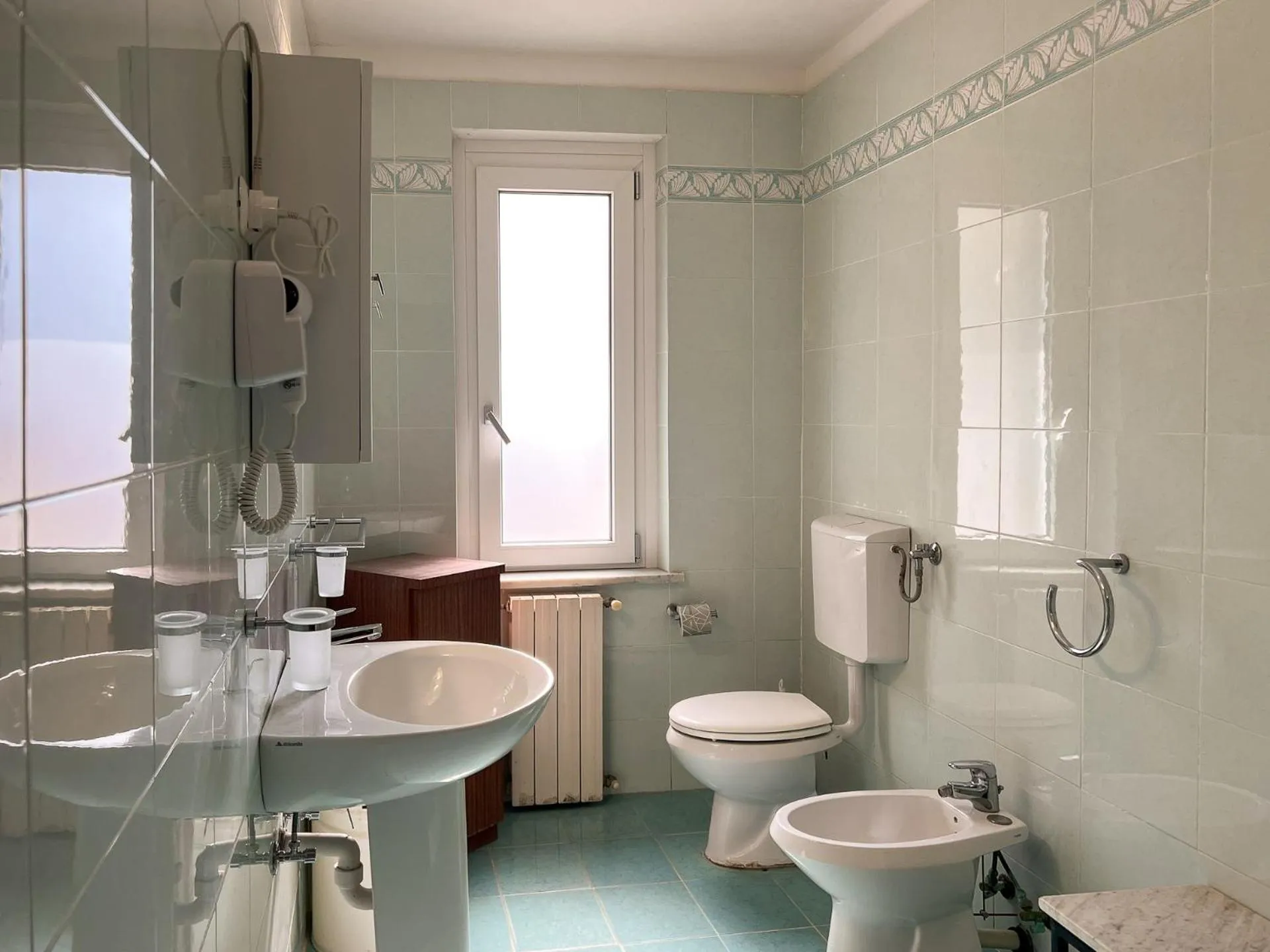 Bathroom in Mandel Residence by Mandel Club