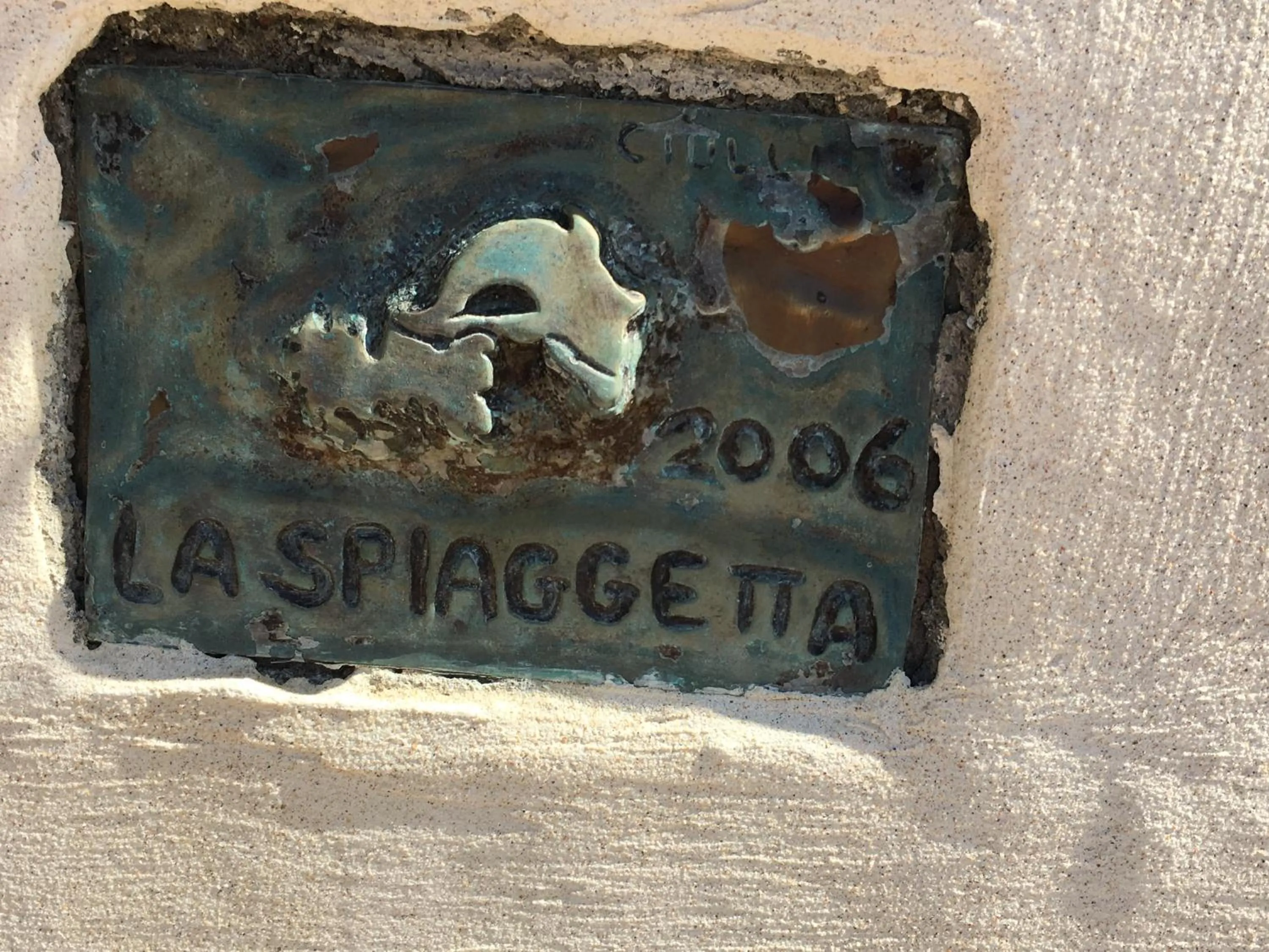 Beach in Mandel Residence by Mandel Club