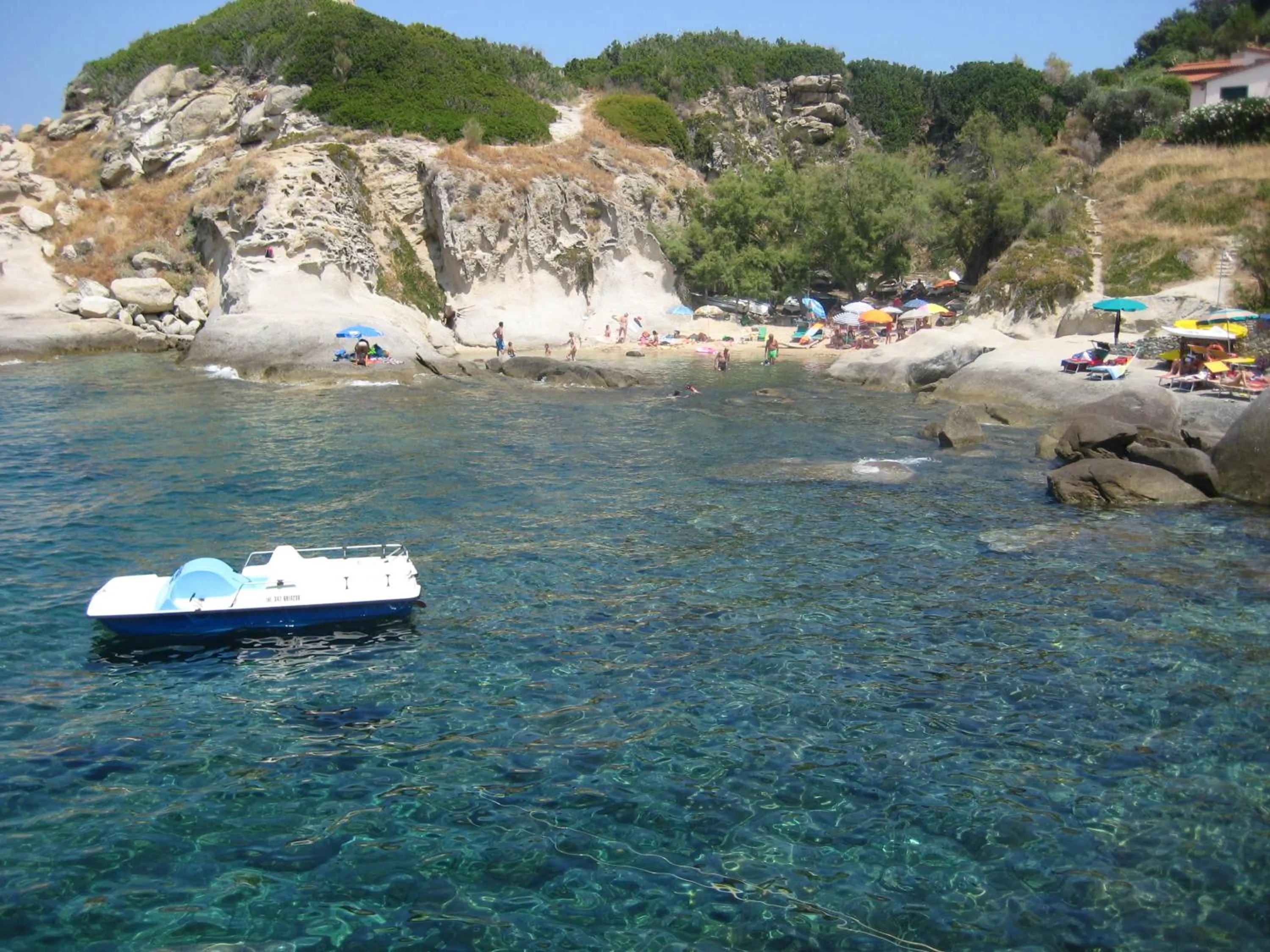 Landmark view in Mandel Residence by Mandel Club