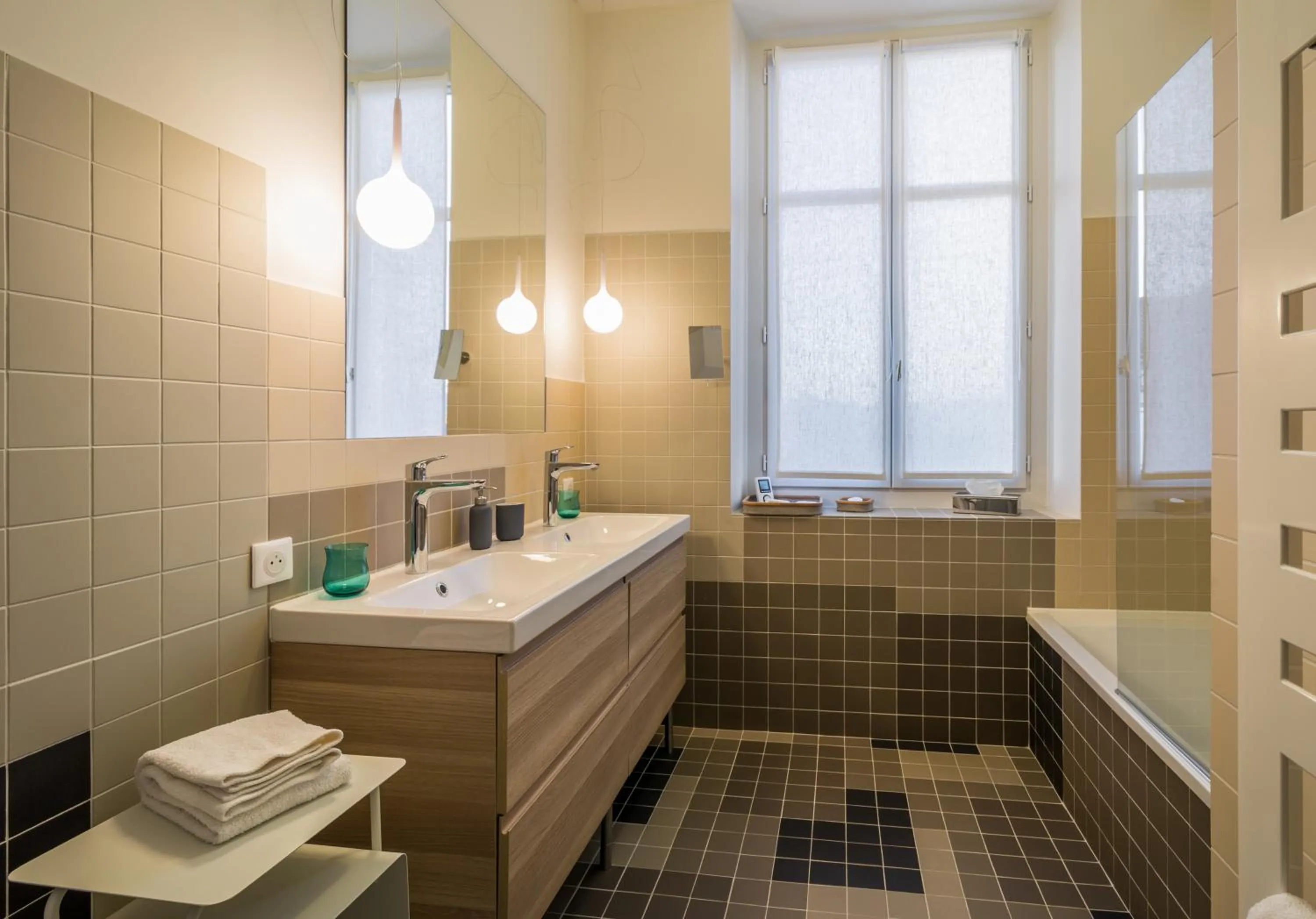 Bathroom in L'Autre Rives