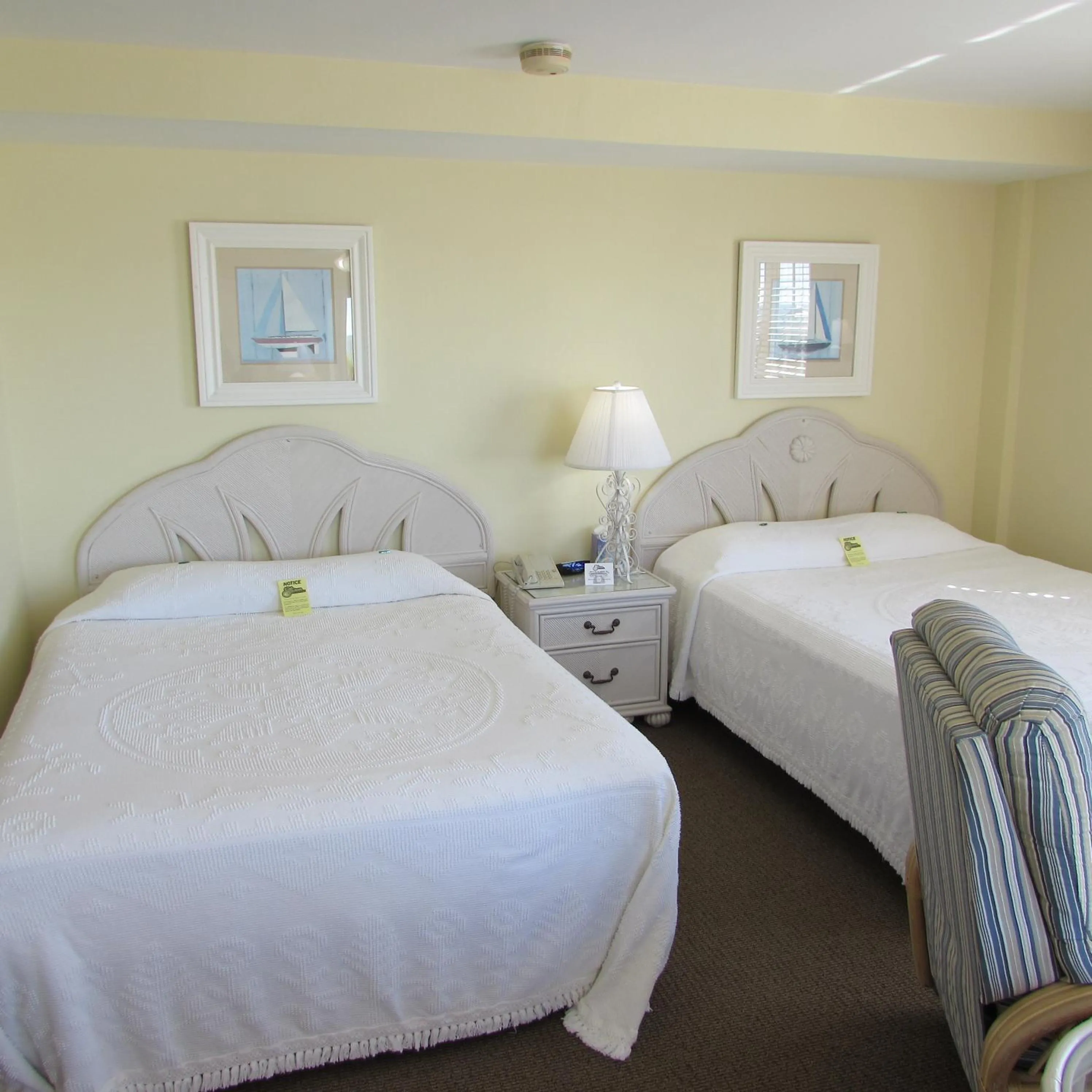 Bed in Edison Beach House