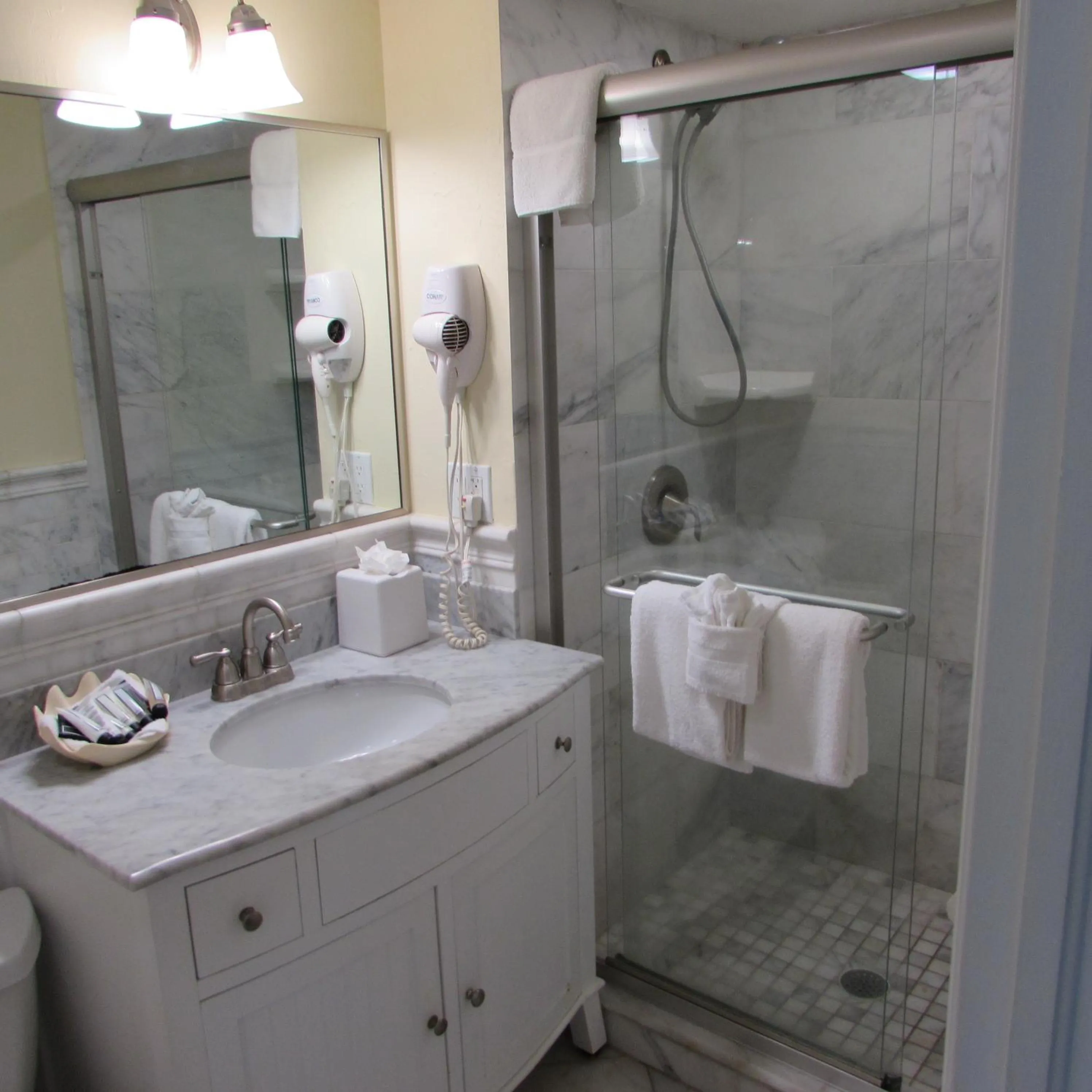 Bathroom in Edison Beach House