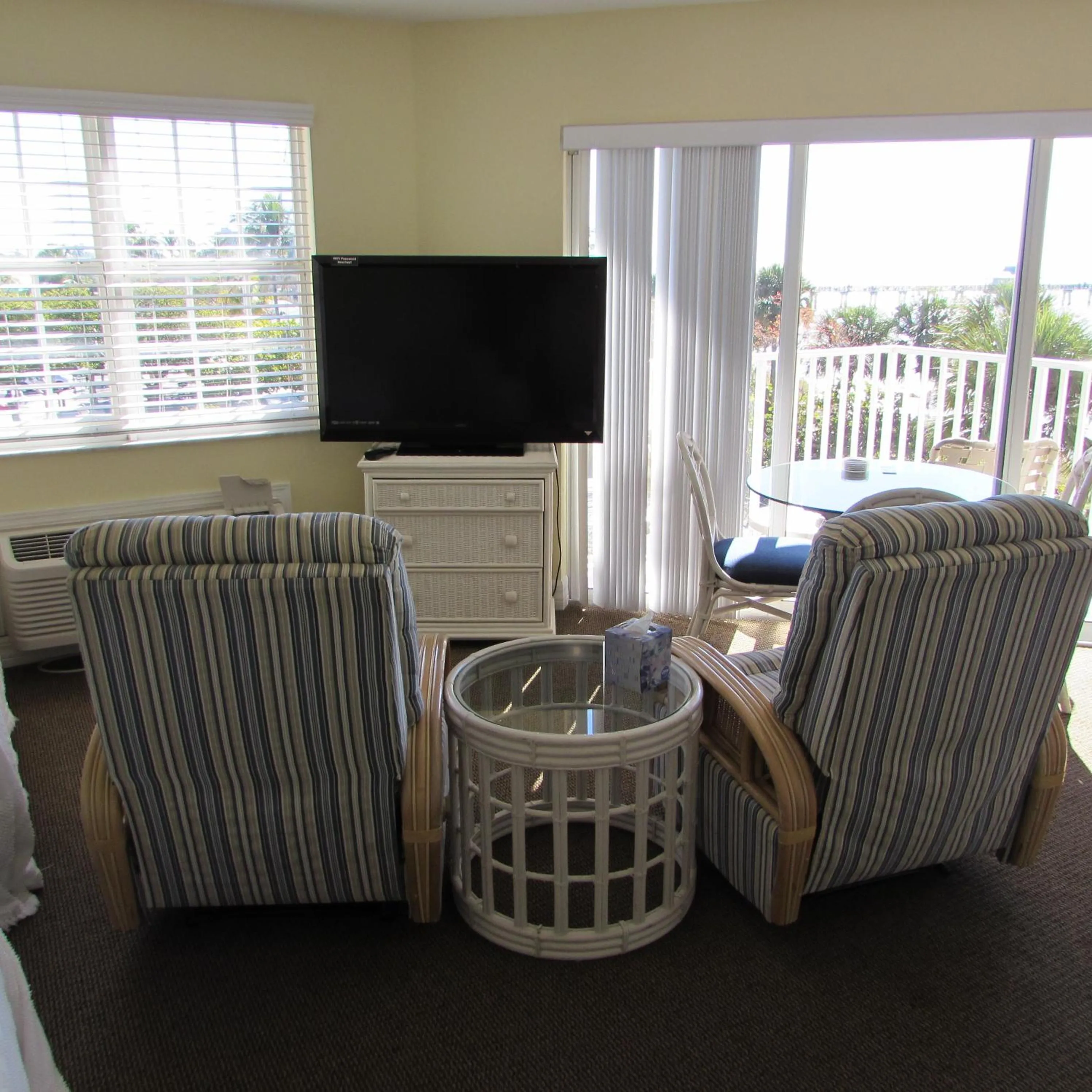 Sea view in Edison Beach House