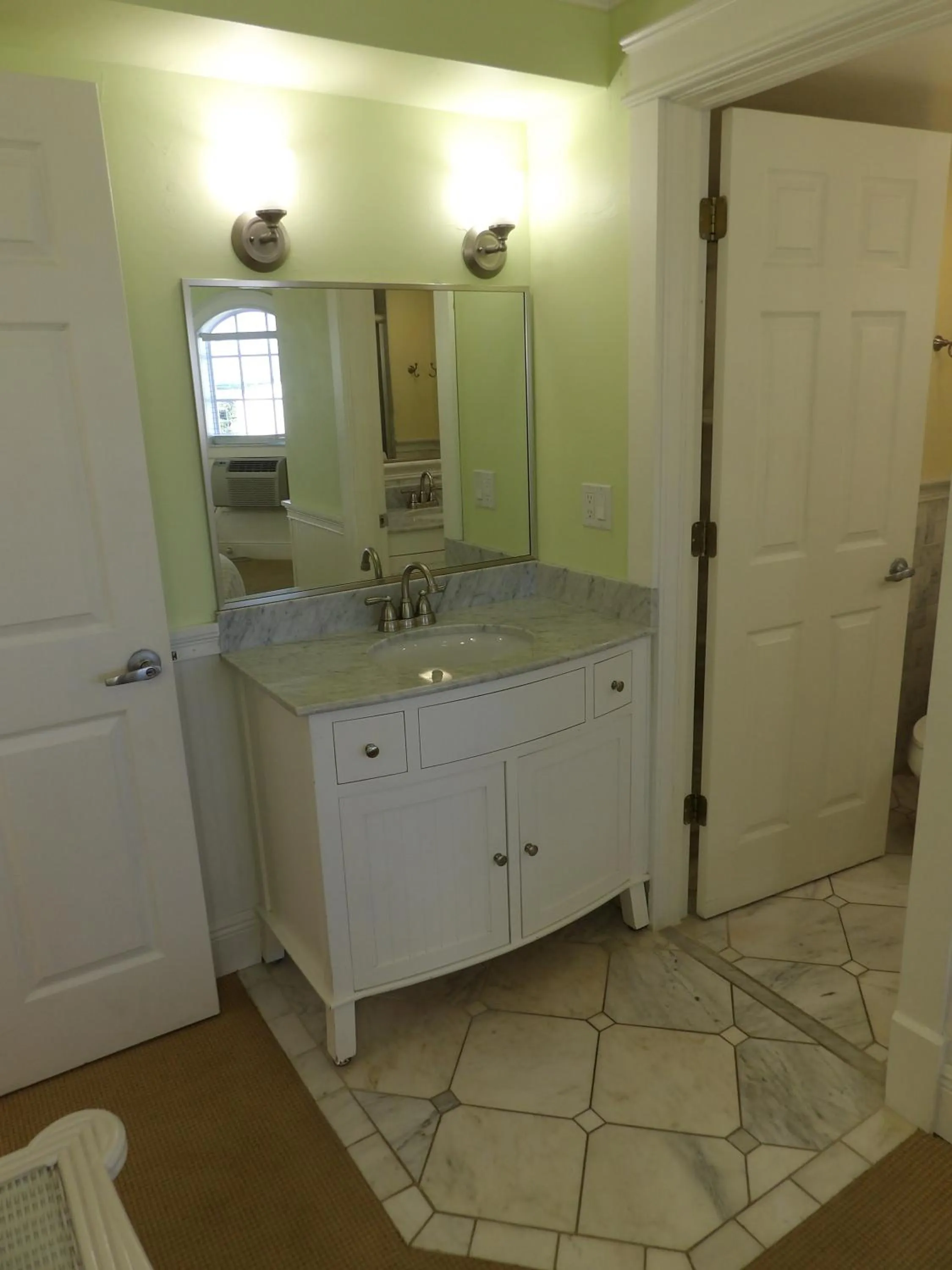 Bathroom in Edison Beach House