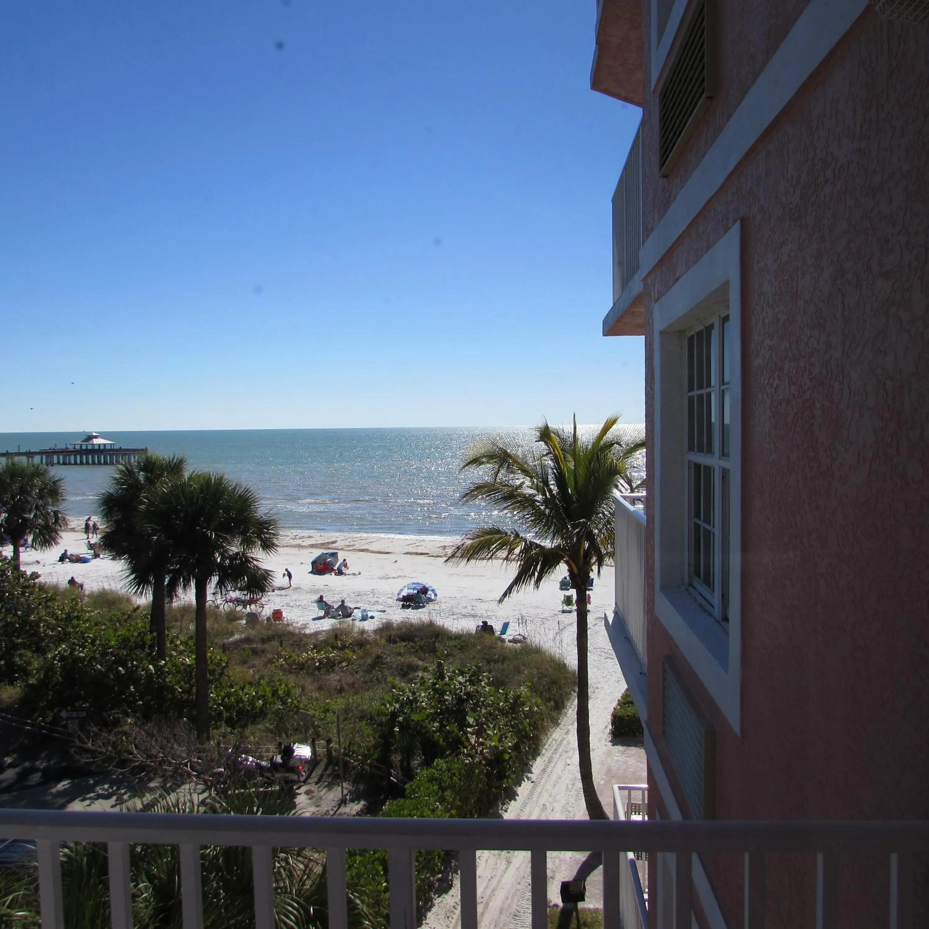 Sea view in Edison Beach House