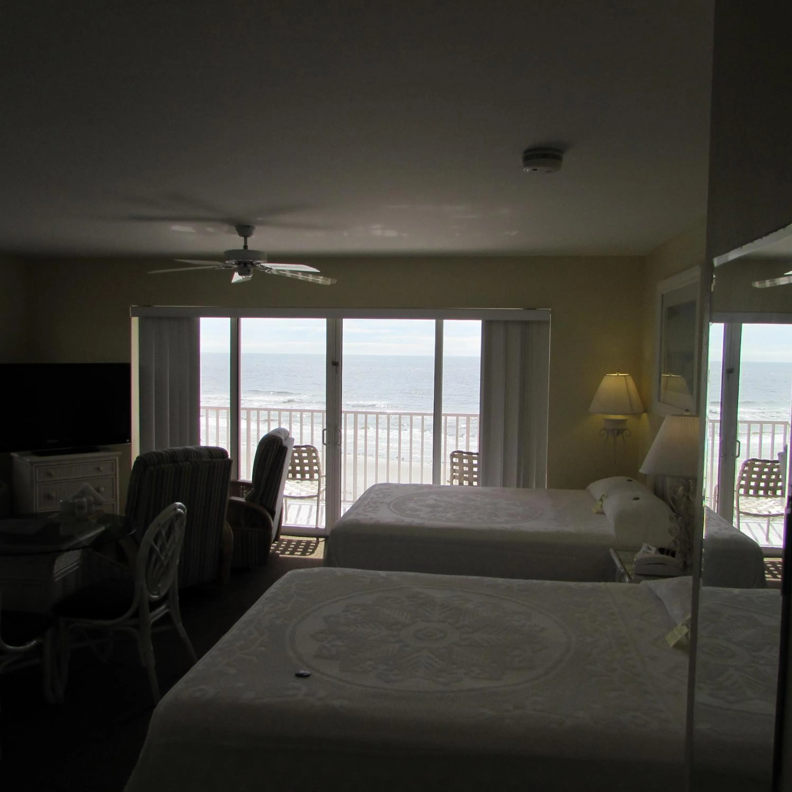 Bed in Edison Beach House