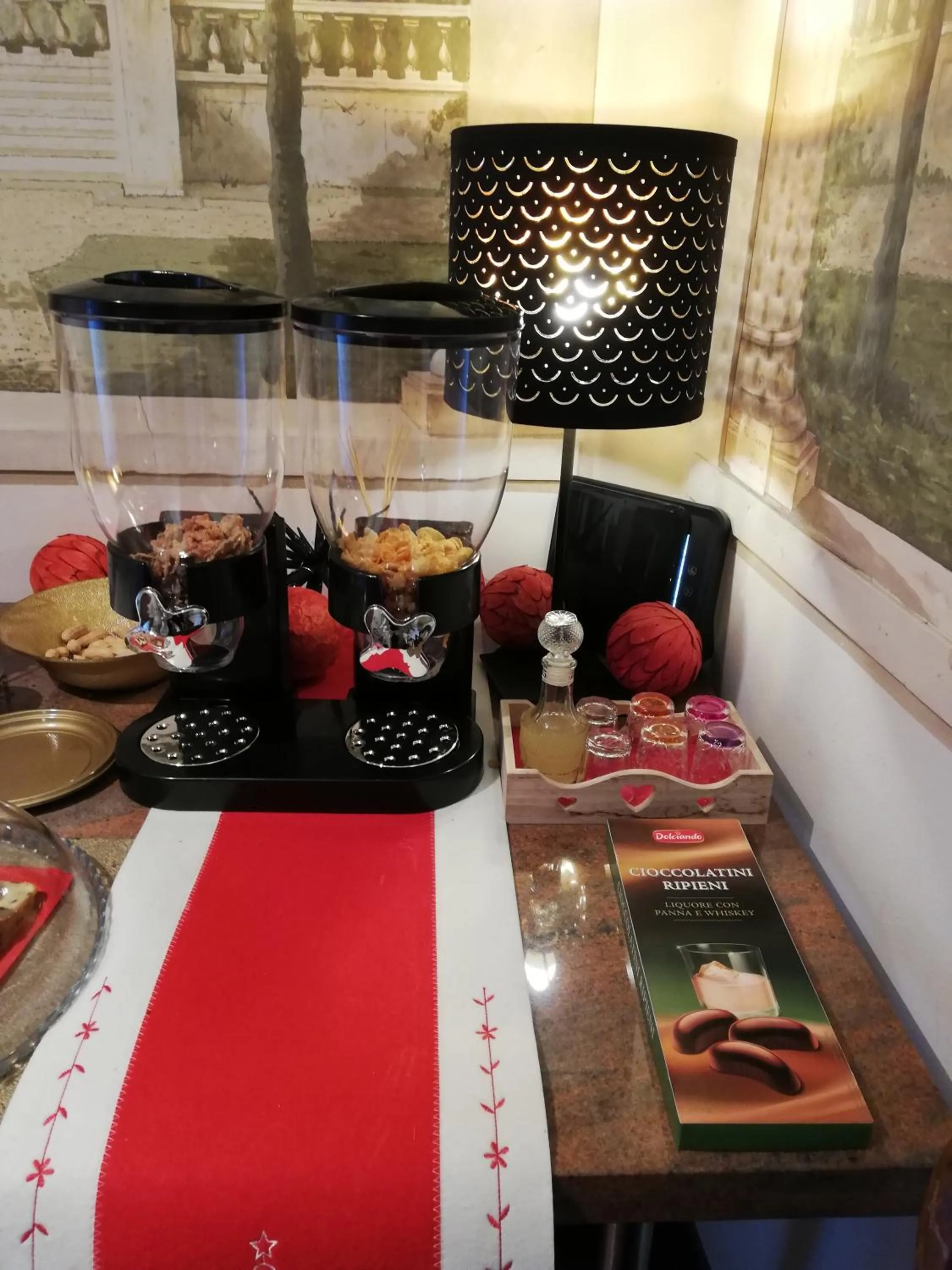 Buffet breakfast in Leonardo Rome Holidays