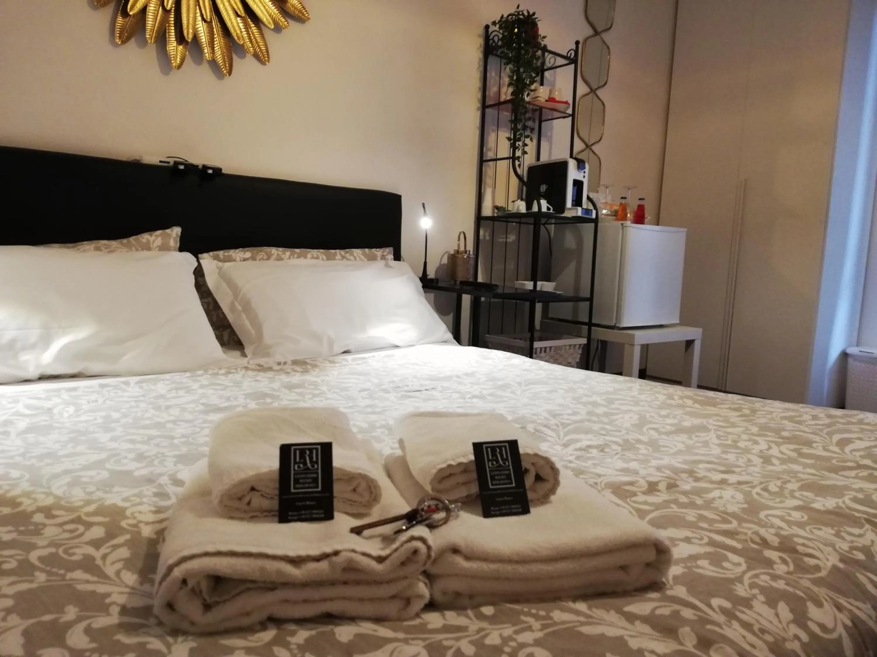 Bed in Leonardo Rome Holidays