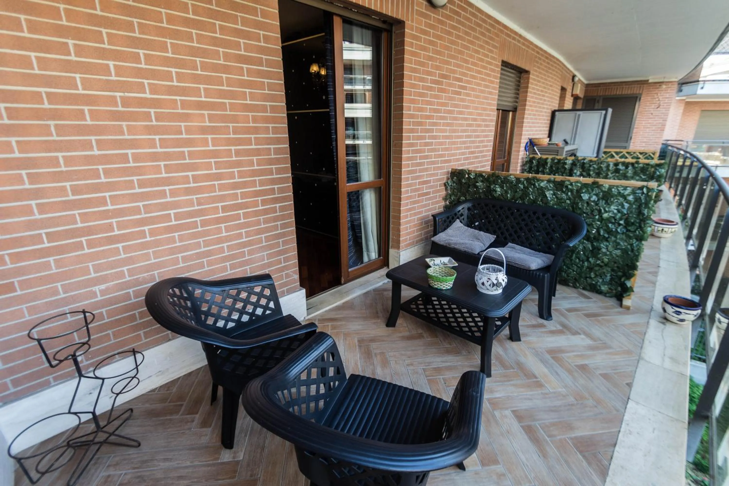 Leonardo Rome Holidays