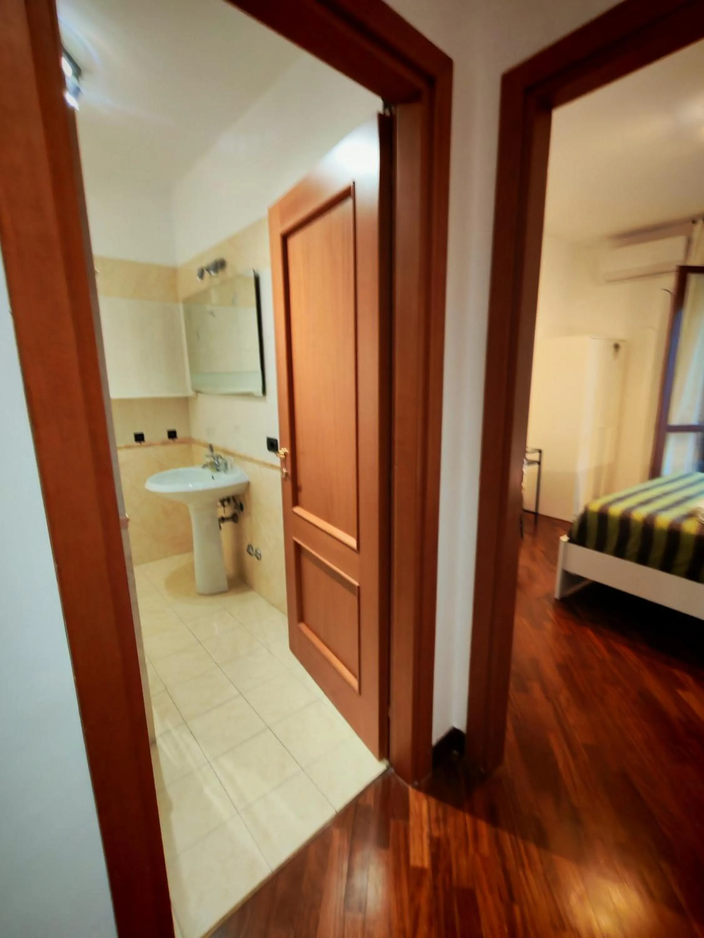 Bed in Leonardo Rome Holidays