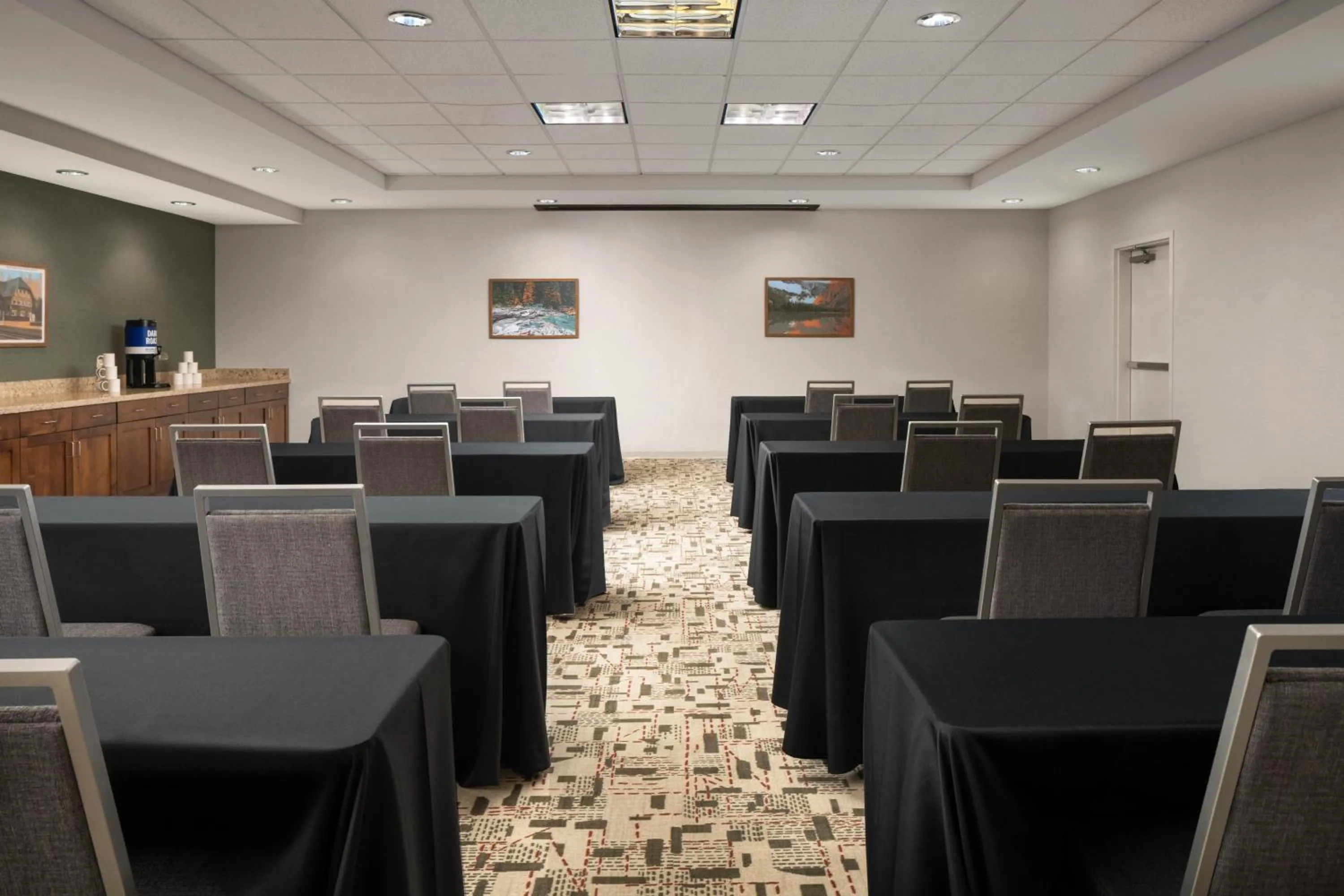 Meeting/conference room in Hampton Inn & Suites Whitefish