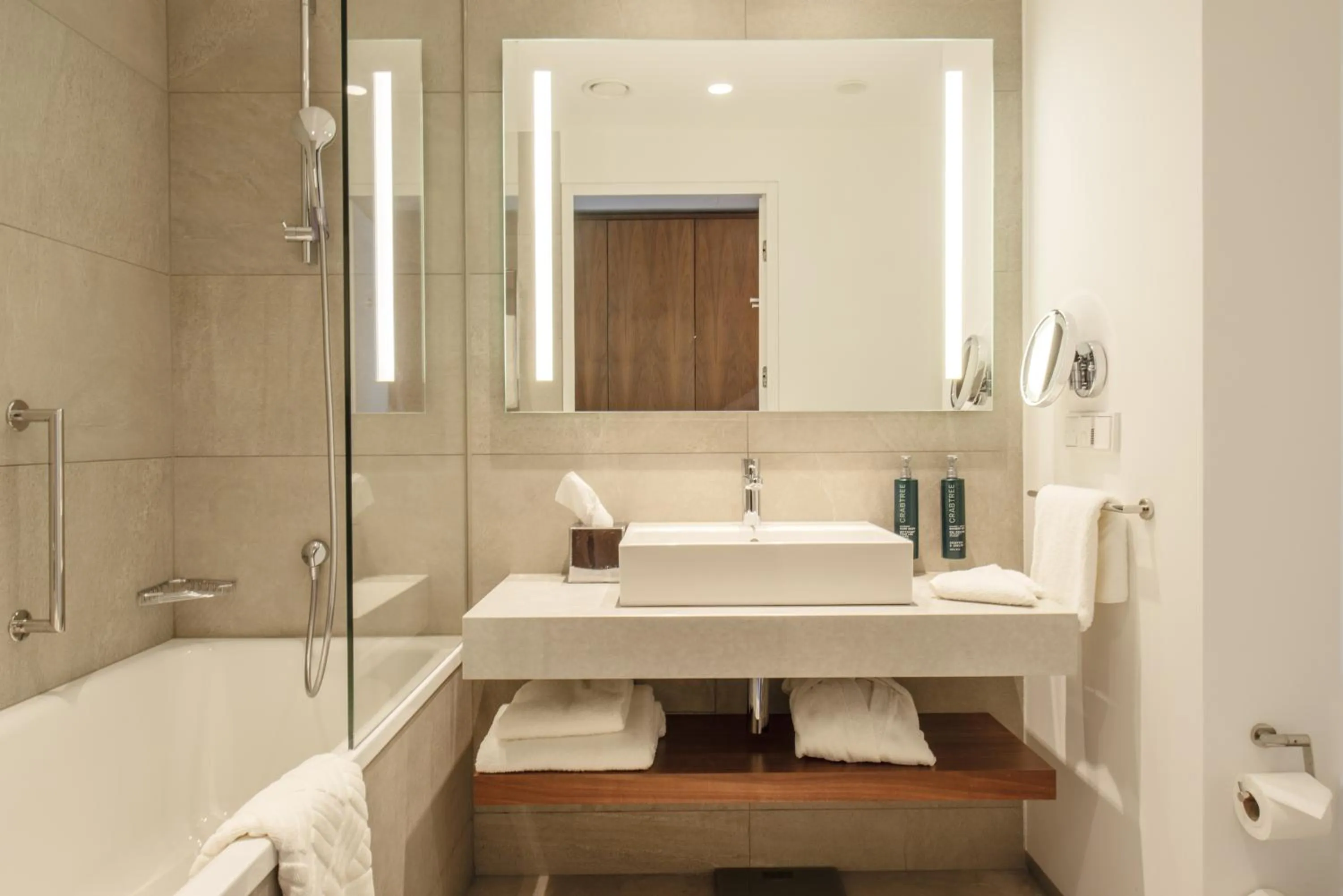 Photo of the whole room in DoubleTree by Hilton Wroclaw