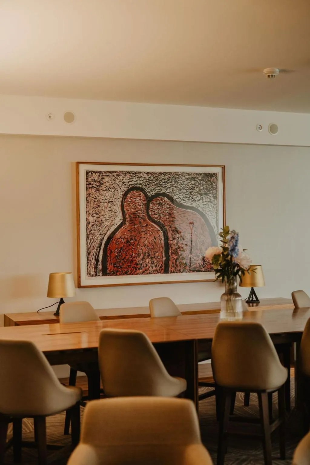 Lounge or bar in DoubleTree by Hilton Wroclaw