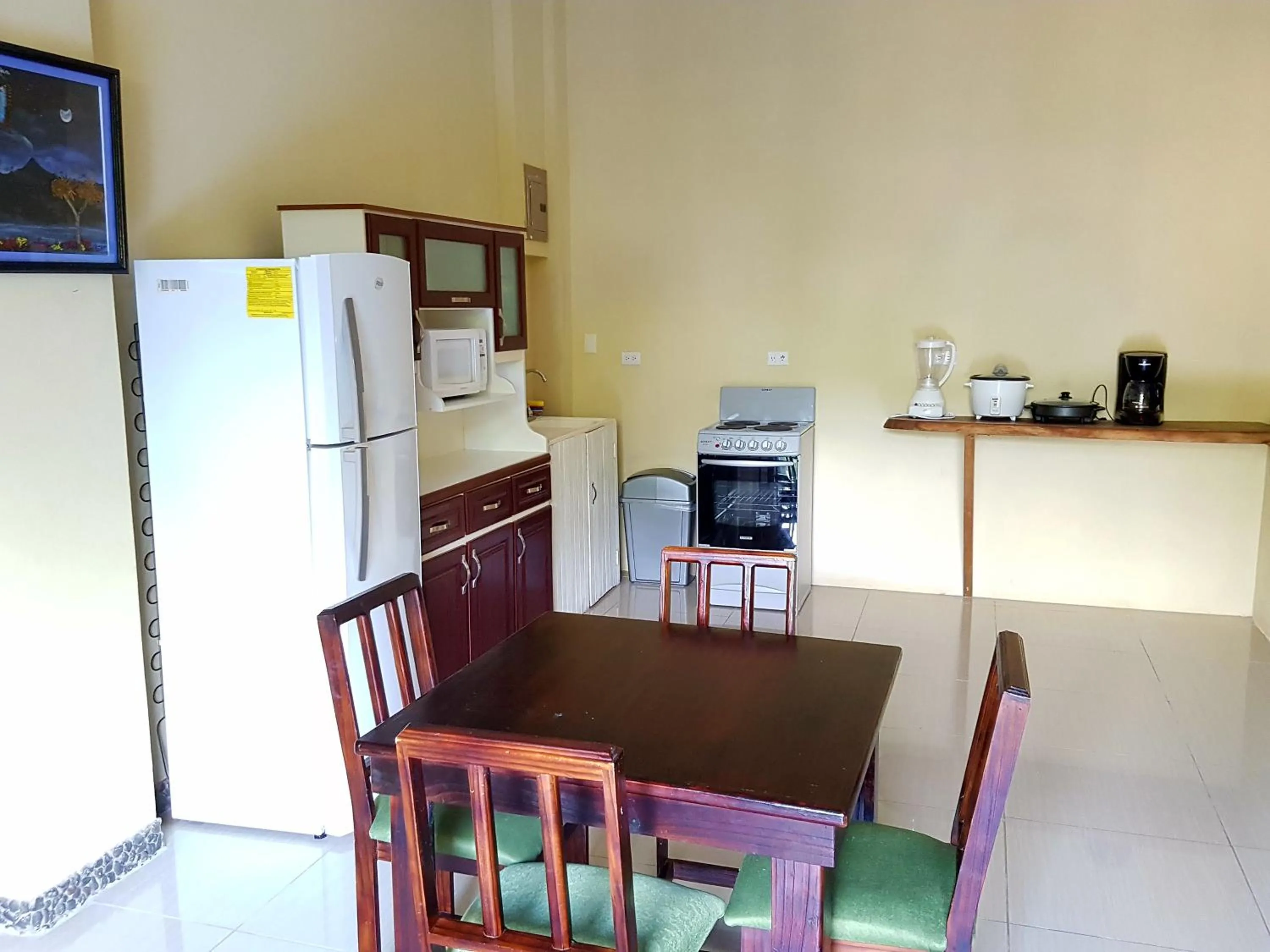 Food and drinks in Pacifico Loft Hotel