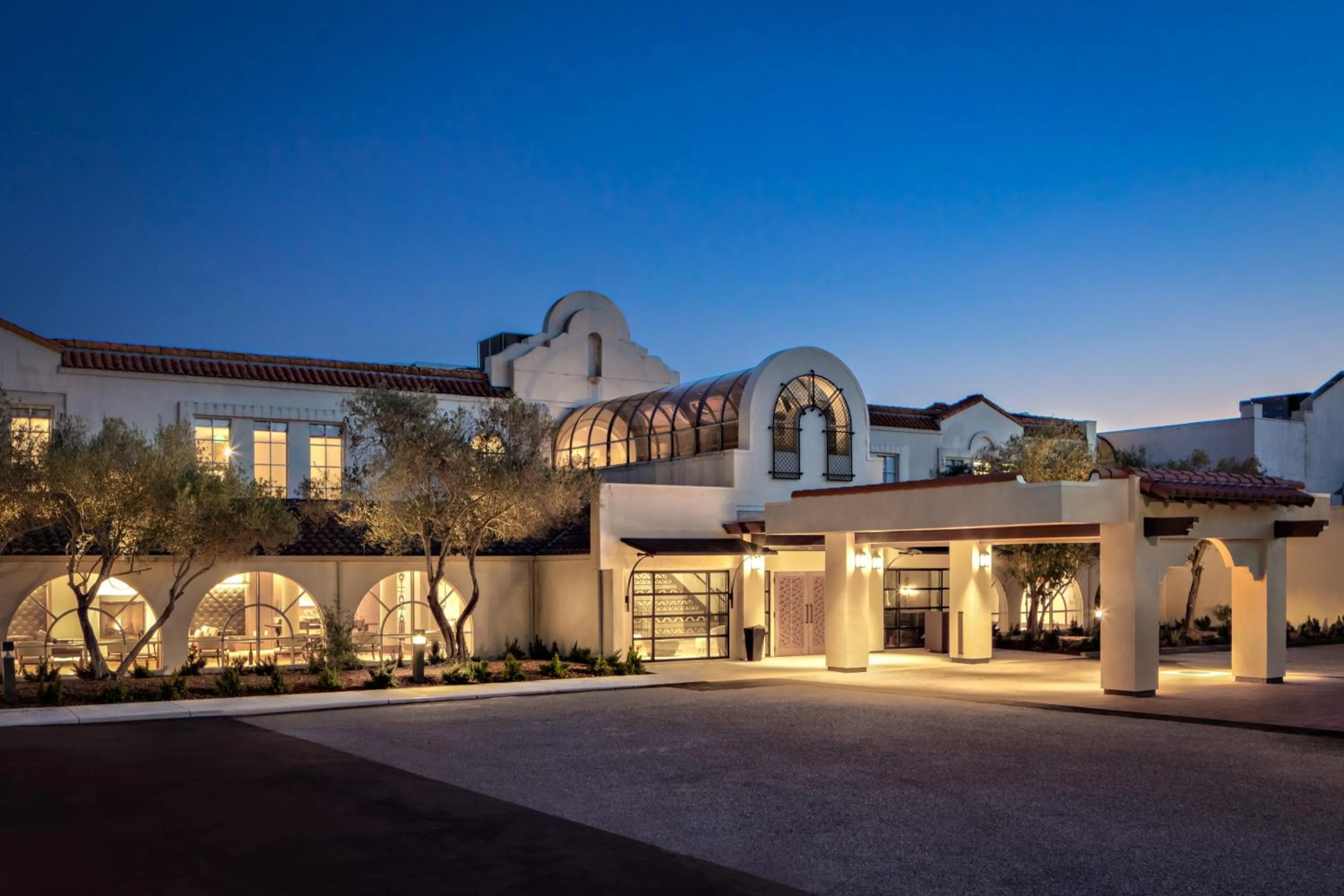 Property building in Chaminade Resort & Spa