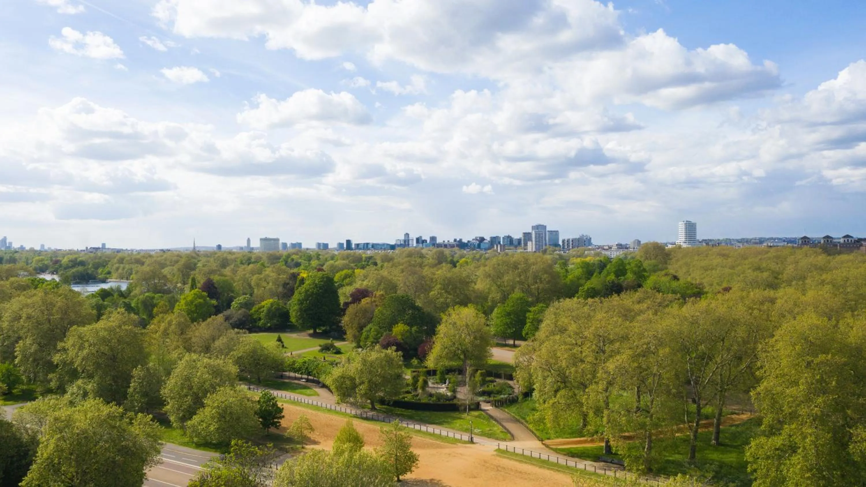 Nearby landmark in The Lanesborough, Oetker Hotels
