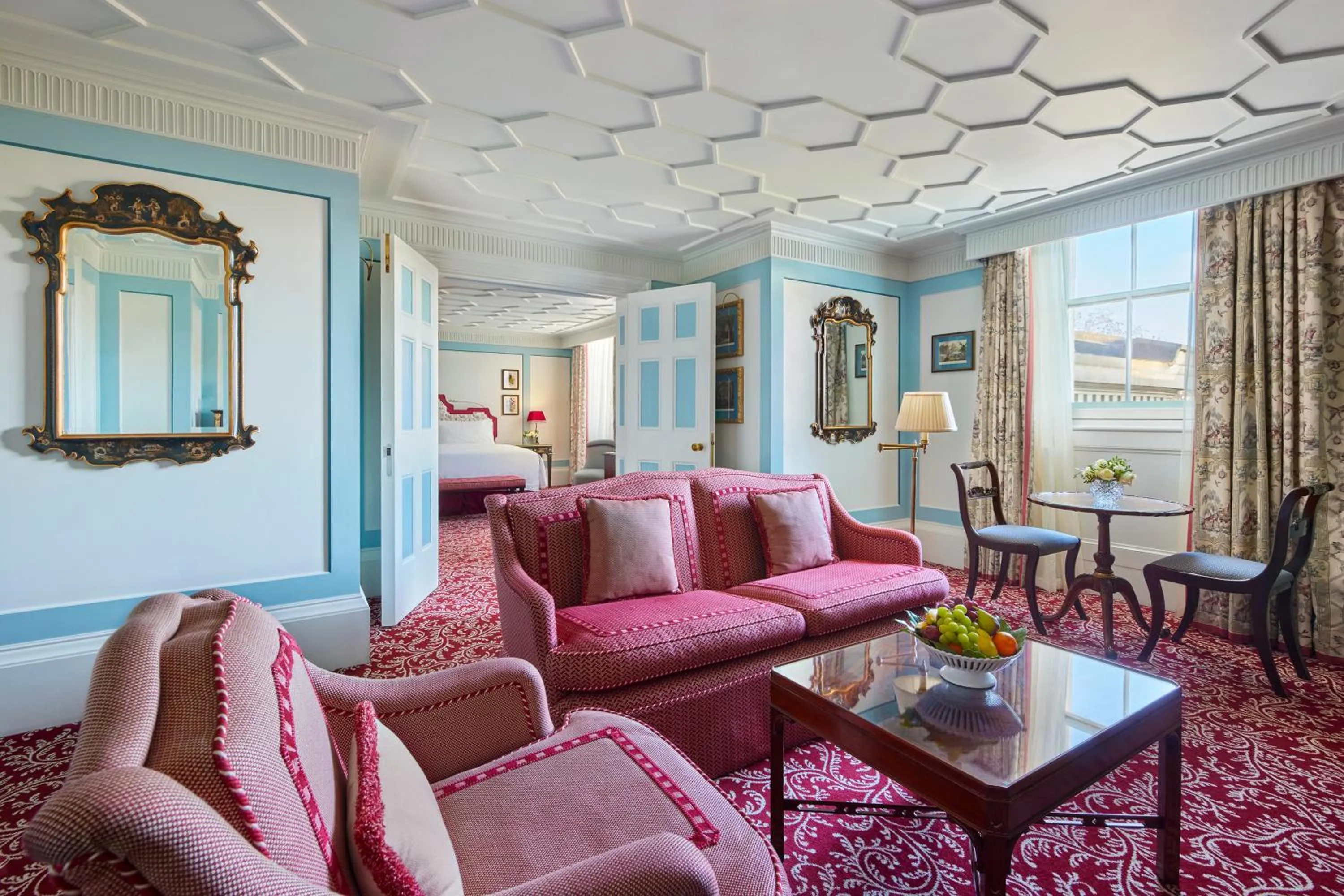 Bed in The Lanesborough, Oetker Hotels