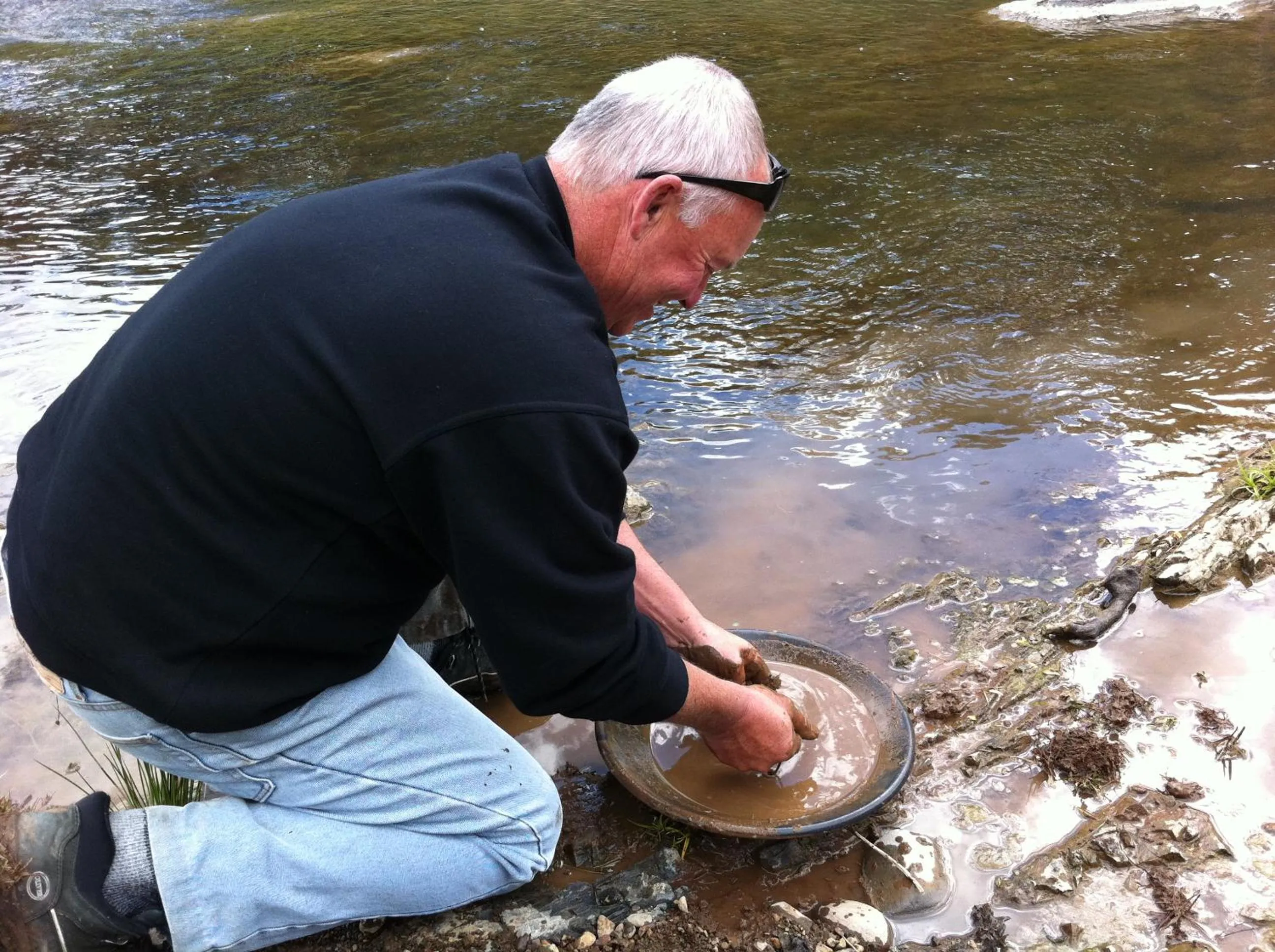 Entertainment in Gold Mine Guest House and Cafe