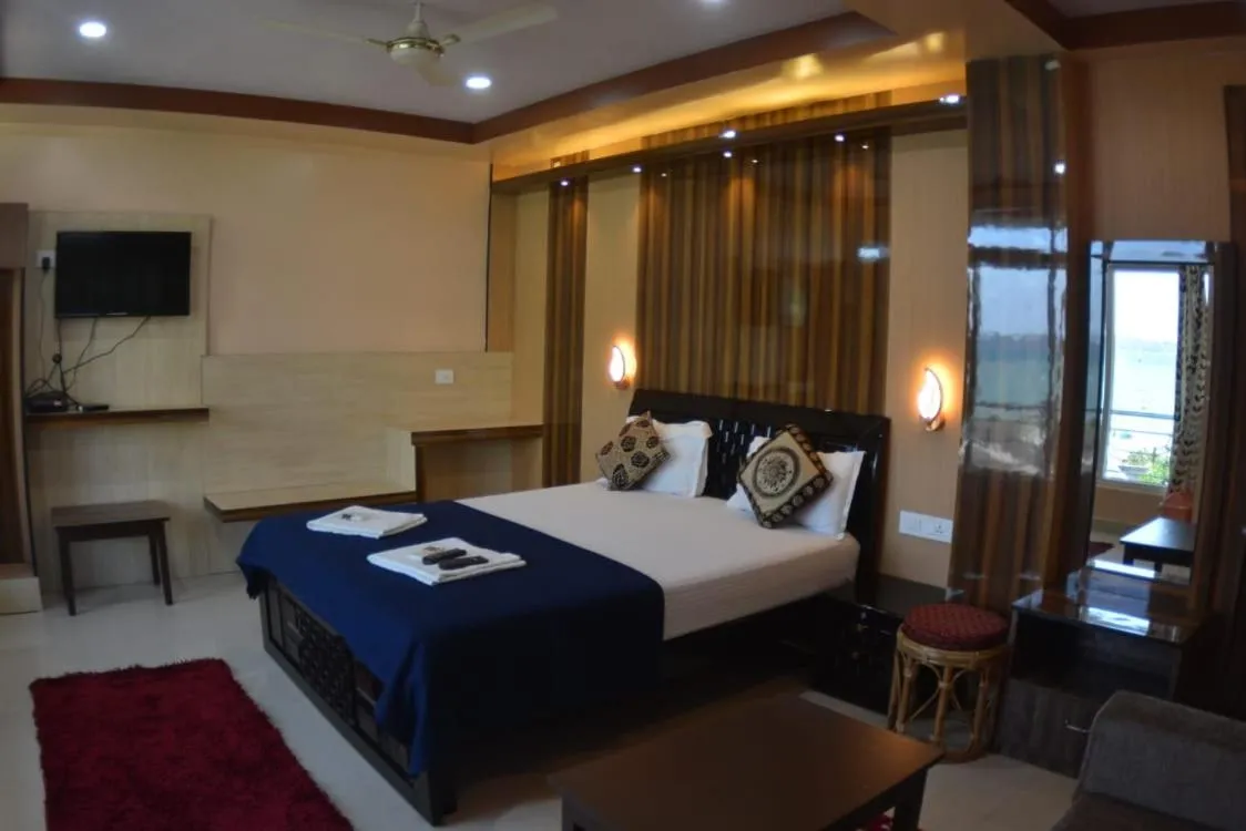 Bed in The Seaview Residency