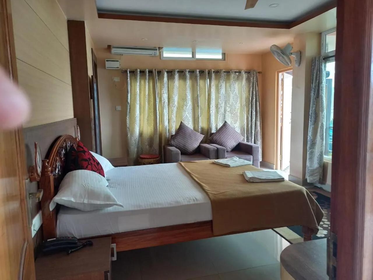 Bed in The Seaview Residency