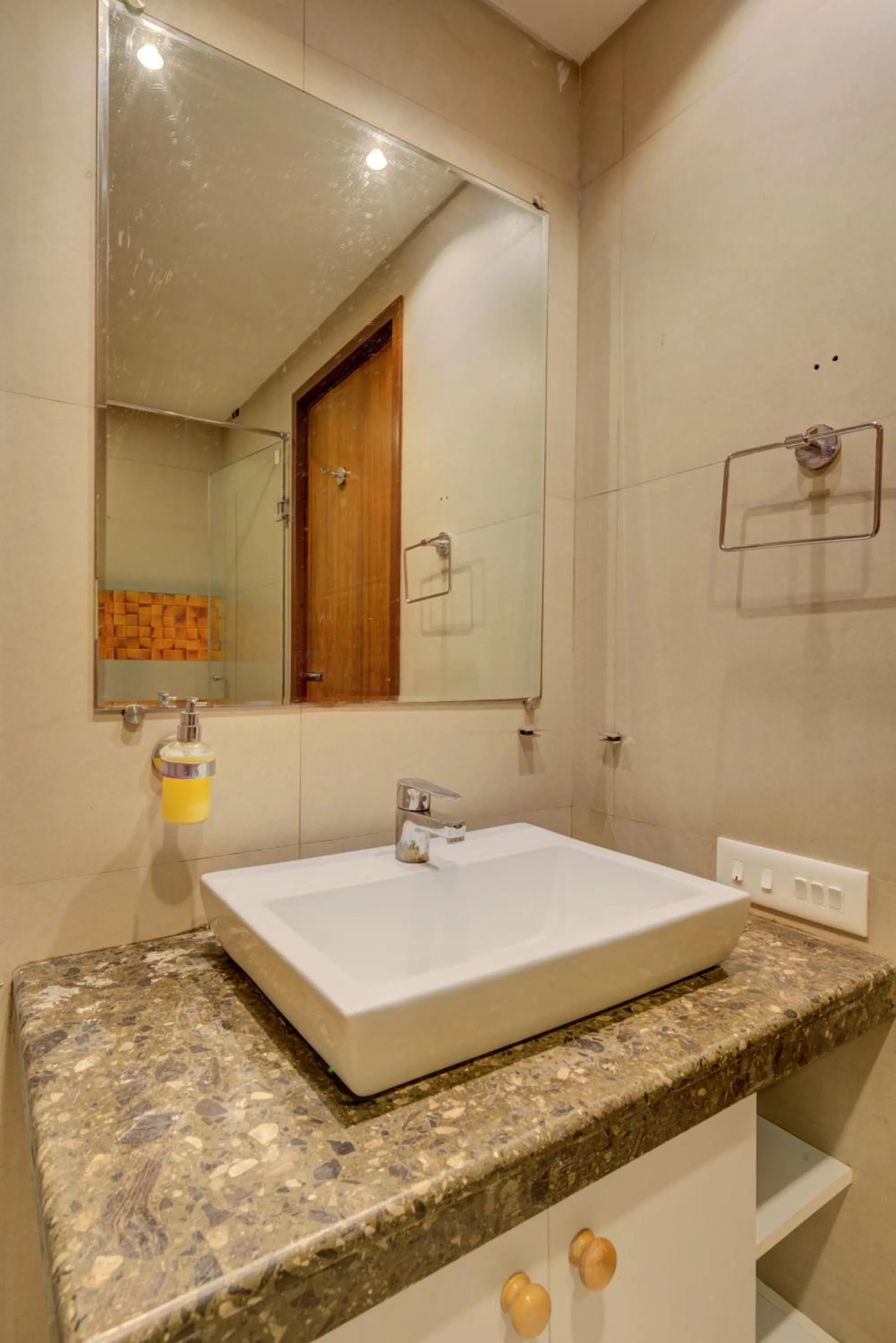 Bathroom in Eternal wave by HappyInch