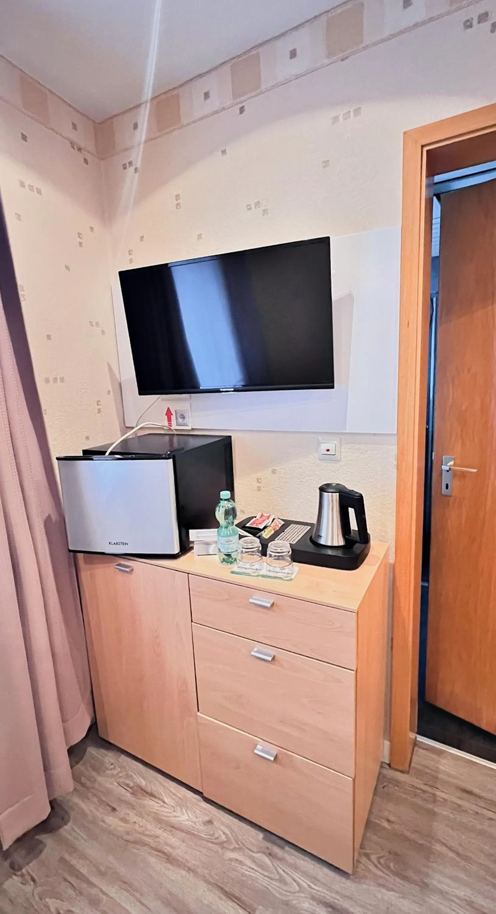 Coffee/tea facilities in Hotel zur Loreley - Garni