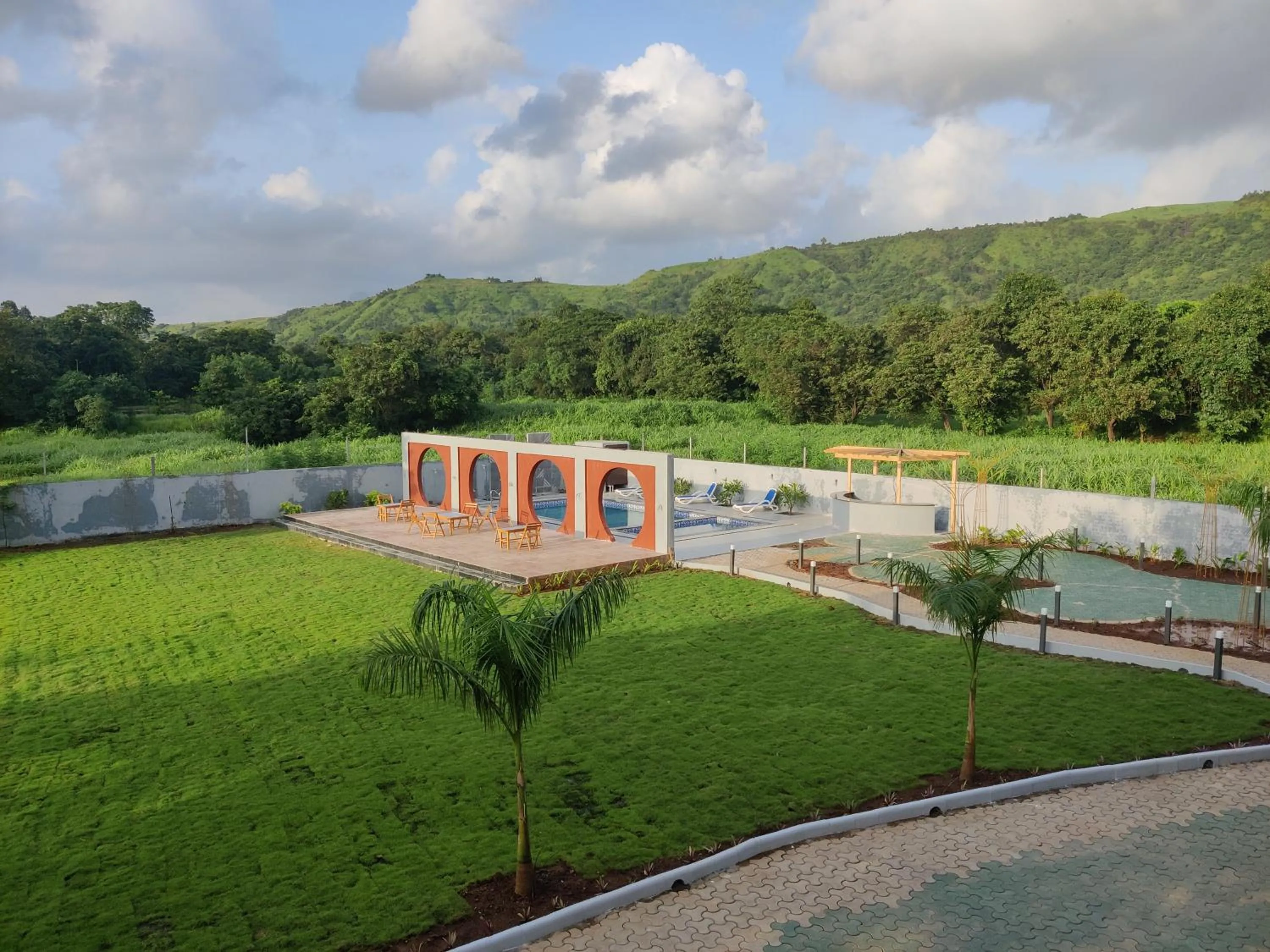Mountain view in Pushp Vatika Resort & Lawns
