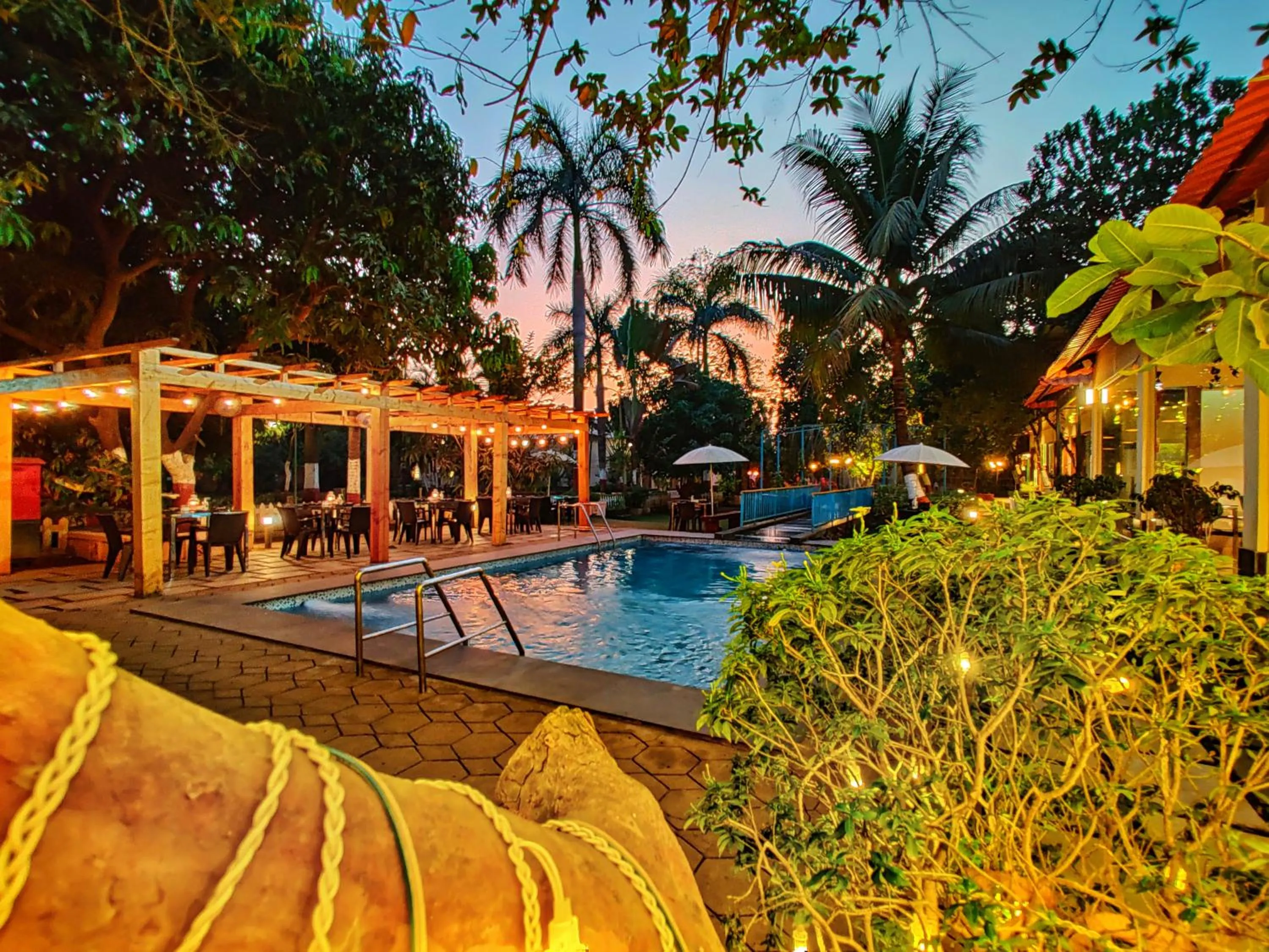 Swimming pool in Pushp Vatika Resort & Lawns