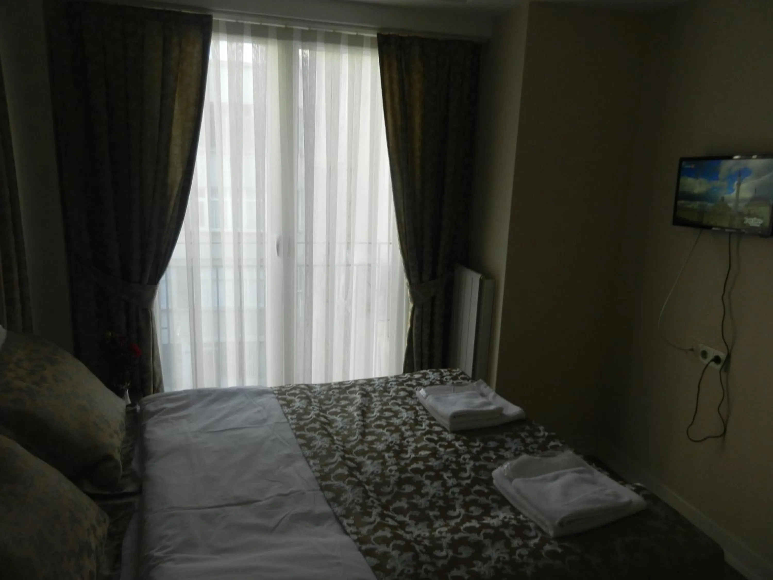 TV and multimedia, Bed in Nisa Apart Sultanahmet