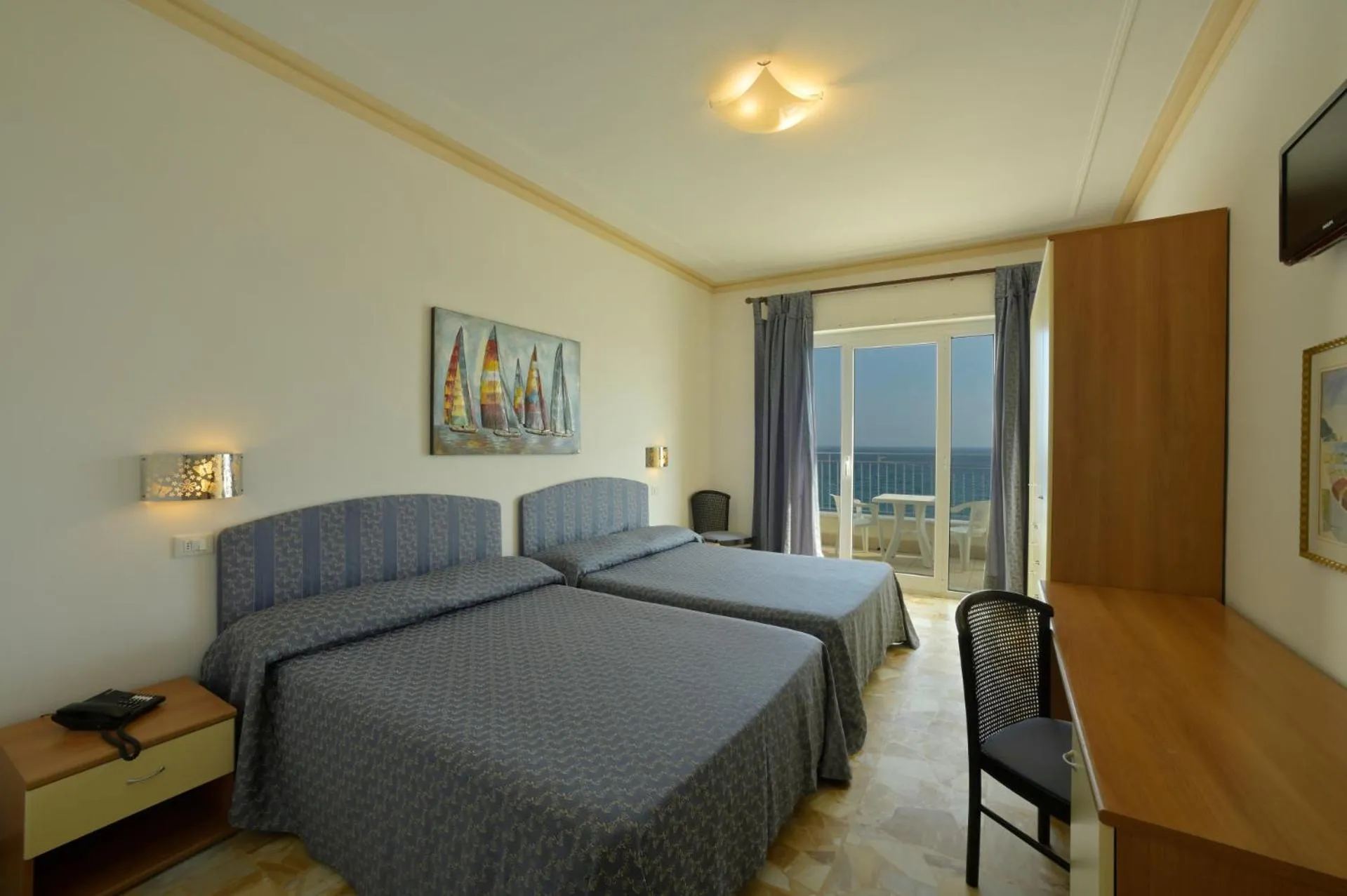 Bed in Hotel La Balnearia