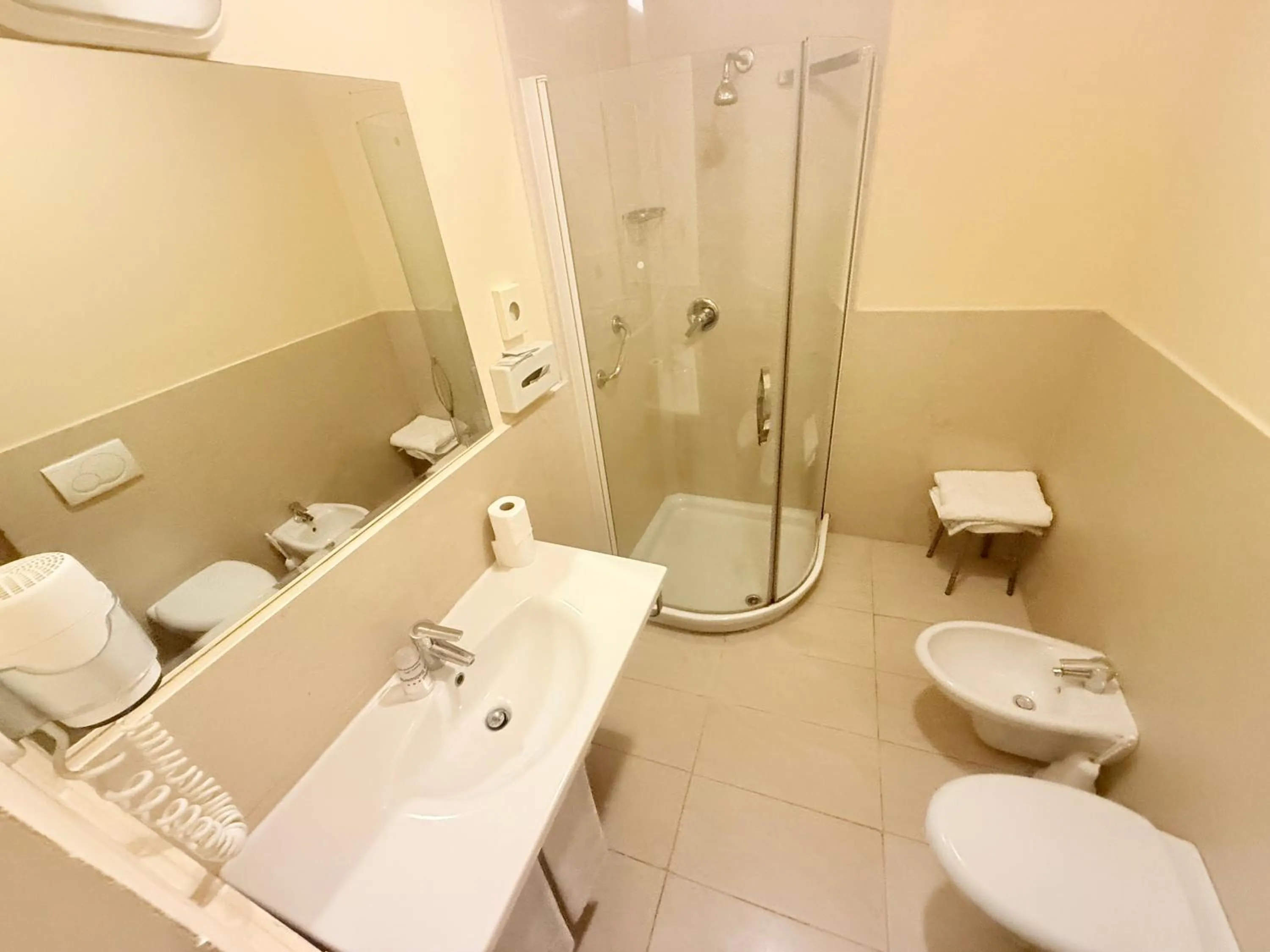 Bathroom in Hotel La Balnearia