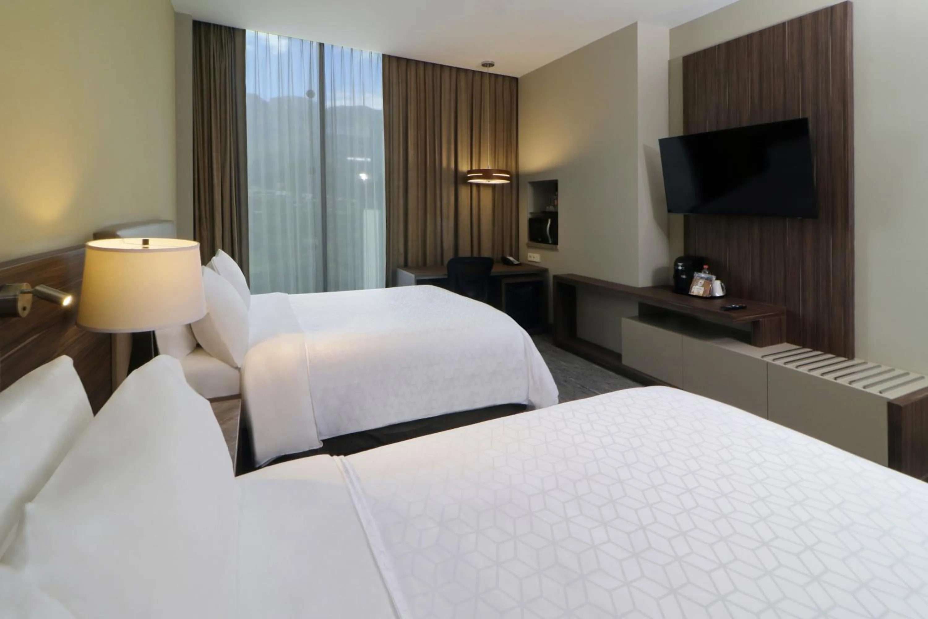 Bedroom, Bed in Holiday Inn Express & Suites Monterrey Valle by IHG